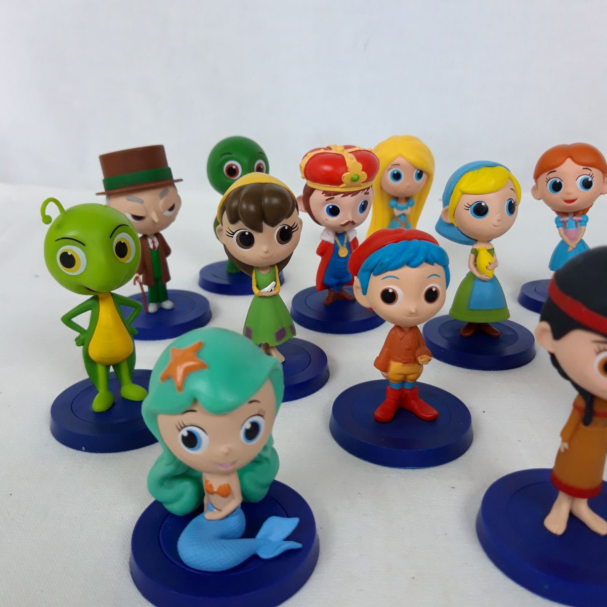 Voir photo 4 de 16 figurines Audio contes 16 figurines Audio contes Parfait état reconditionné photo 4