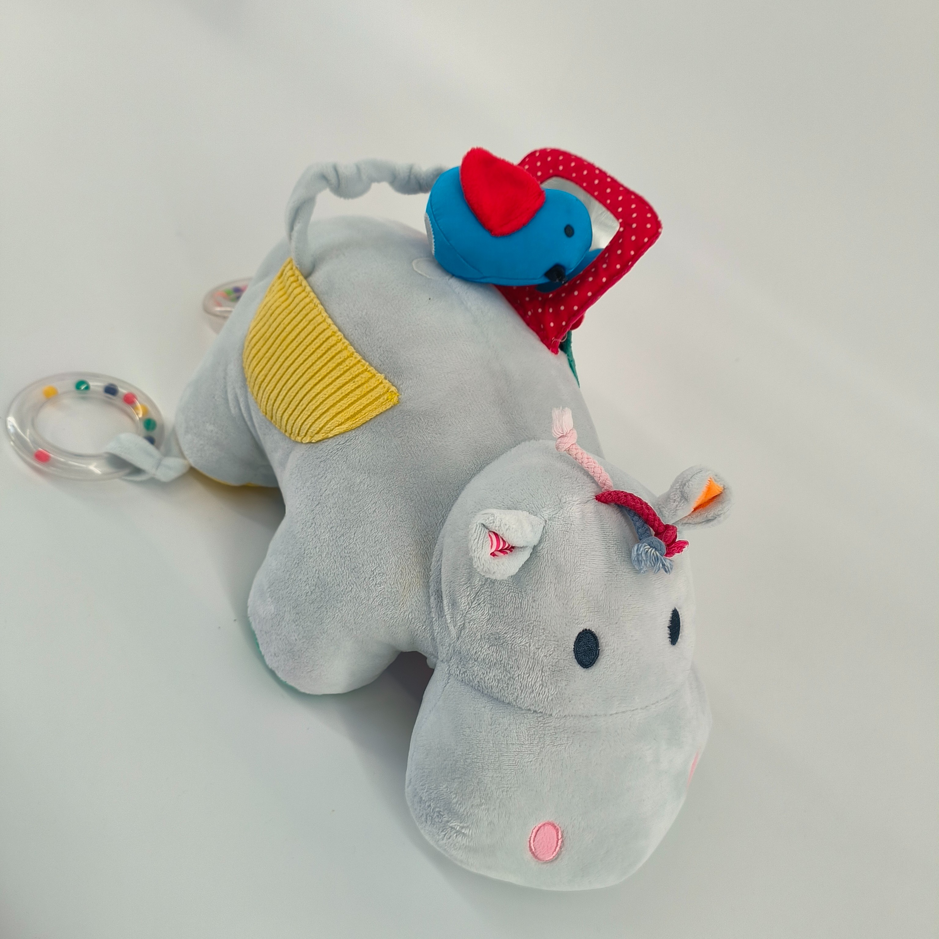 Voir photo 3 de 1er âge-Peluche sensorielle-hippopotame-Oxybul-dès 6 mois 1er âge-Peluche sensorielle-hippopotame-Oxybul-dès 6 mois Très bon état reconditionné photo 3