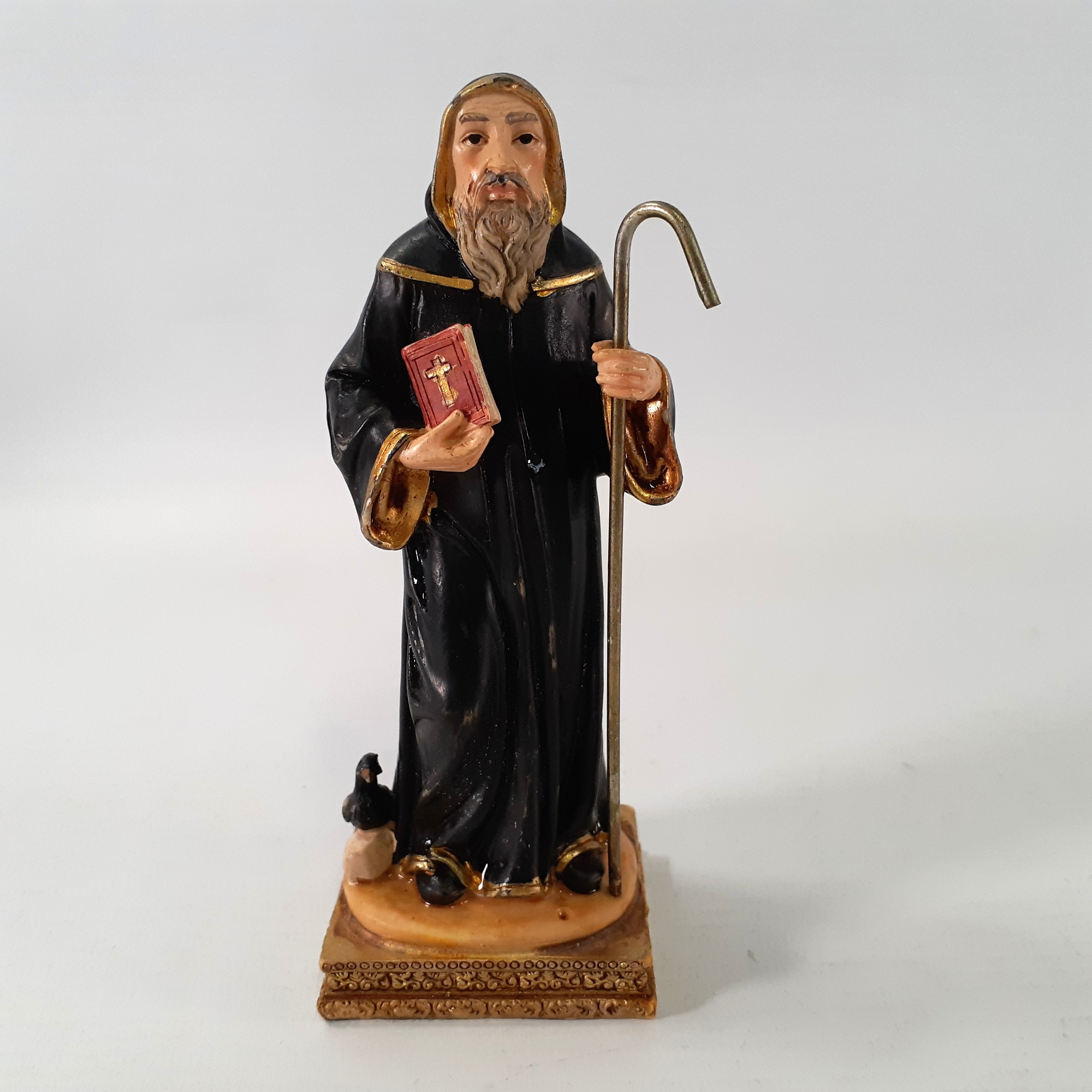 Voir photo 2 de 2 statuettes en résine St François d'assise et St benoît 2 statuettes en résine St François d'assise et St benoît Bon état reconditionné photo 2
