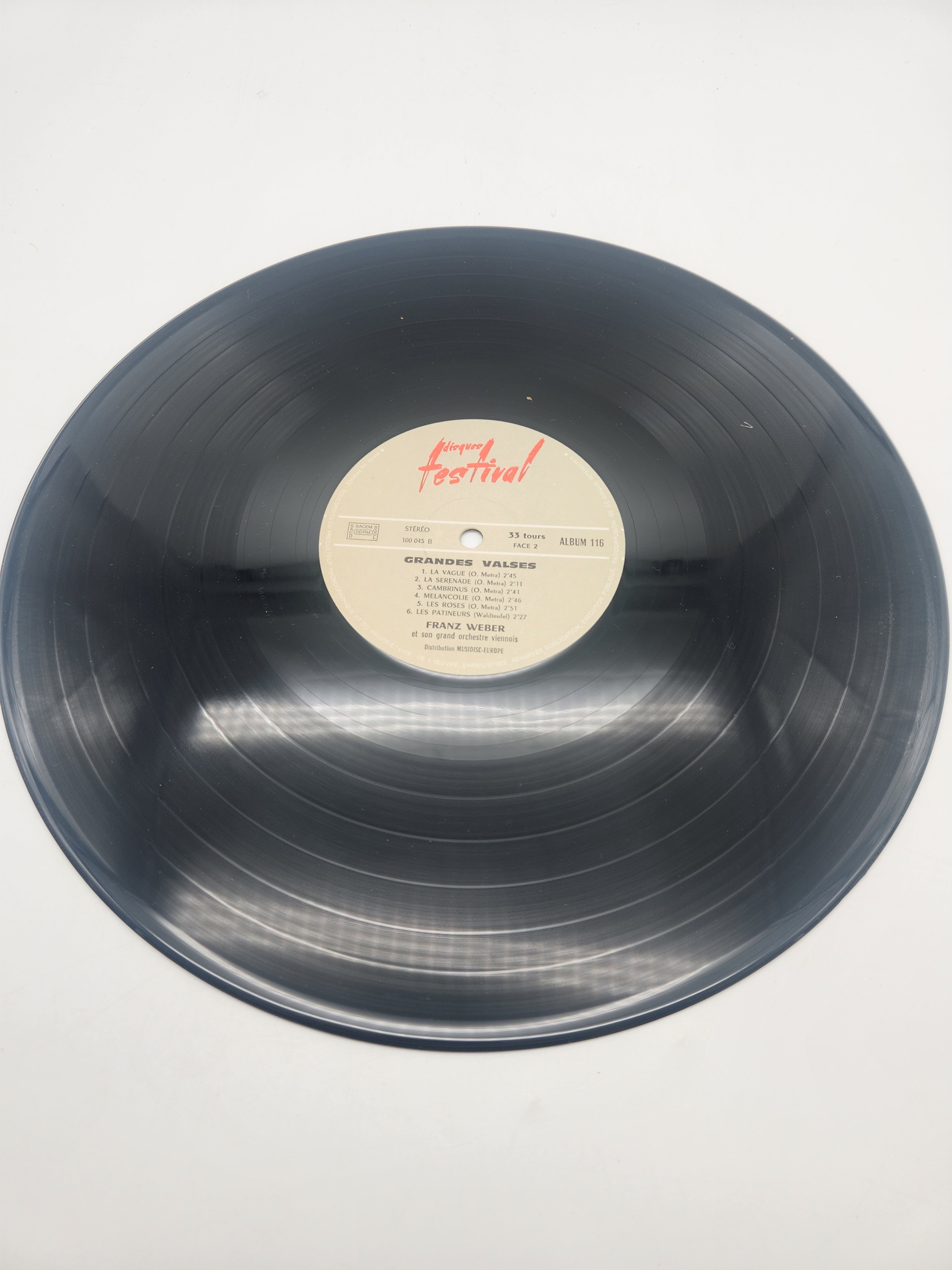 Voir photo 10 de 2 Vinyles 33 Tours - Grandes Valses de Franz Weber et son grand orchestre viennois 2 Vinyles 33 Tours - Grandes Valses de Franz Weber et son grand orchestre viennois Très bon état reconditionné photo 10