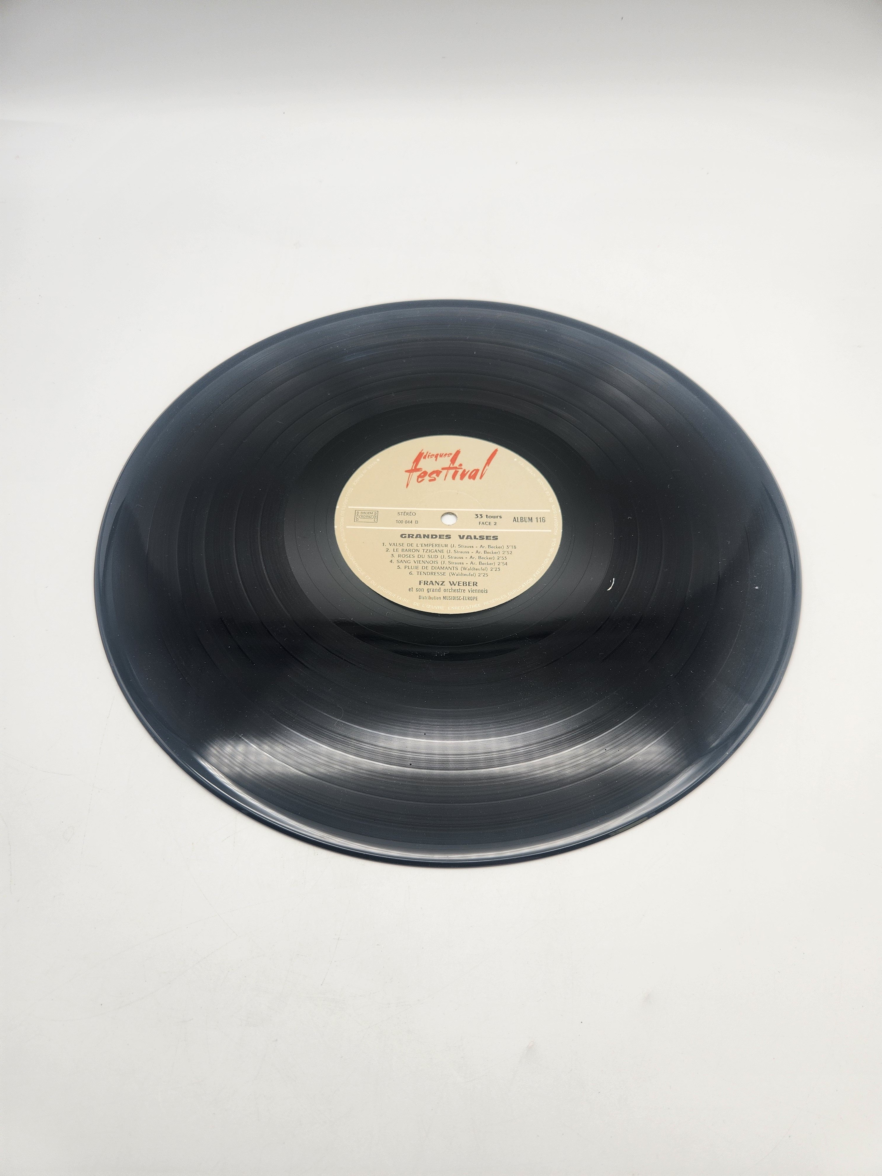 Voir photo 11 de 2 Vinyles 33 Tours - Grandes Valses de Franz Weber et son grand orchestre viennois 2 Vinyles 33 Tours - Grandes Valses de Franz Weber et son grand orchestre viennois Très bon état reconditionné photo 11