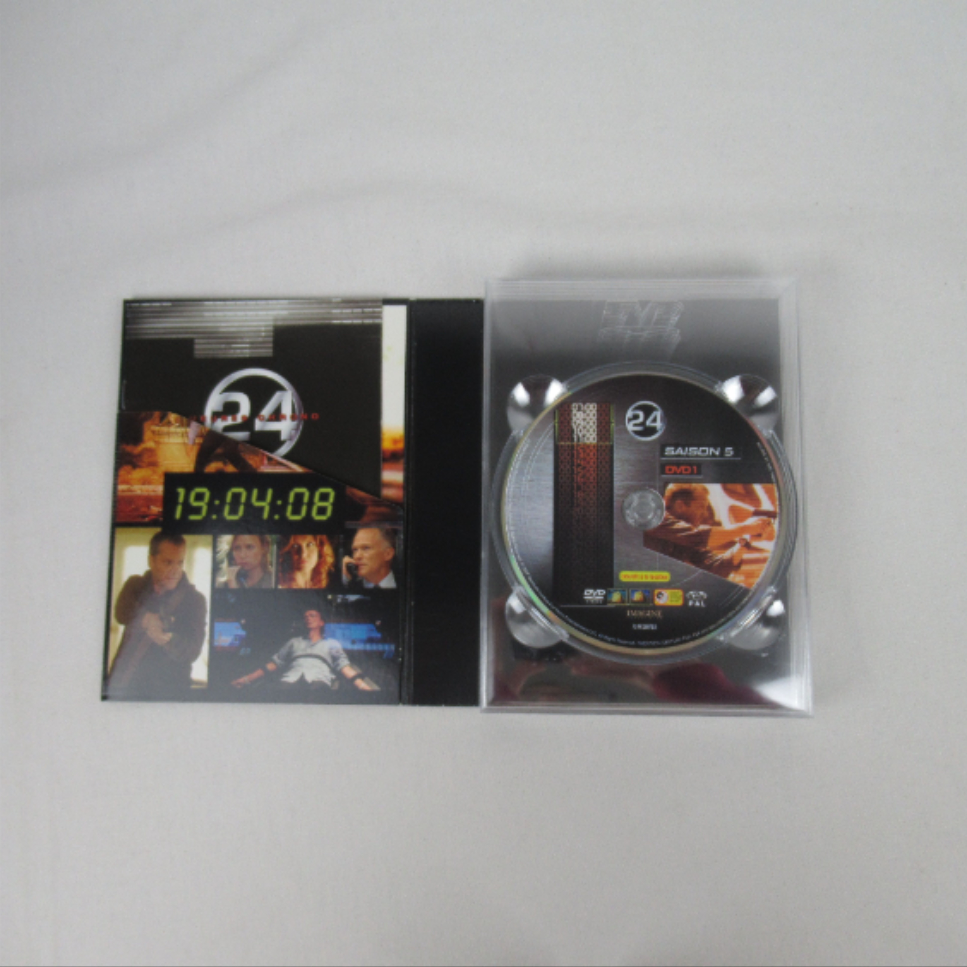 Voir photo 14 de 24 heures chrono, saison 1 à 5 24 heures chrono, saison 1 à 5 Bon état reconditionné photo 14