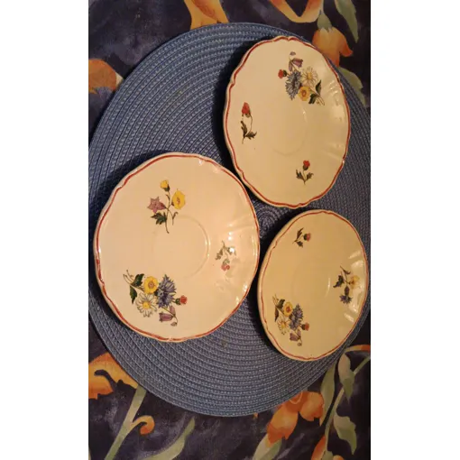 3 Assiettes Sarguemine Motifs À Fleurs occasion reconditionné disponible sur Rakuten