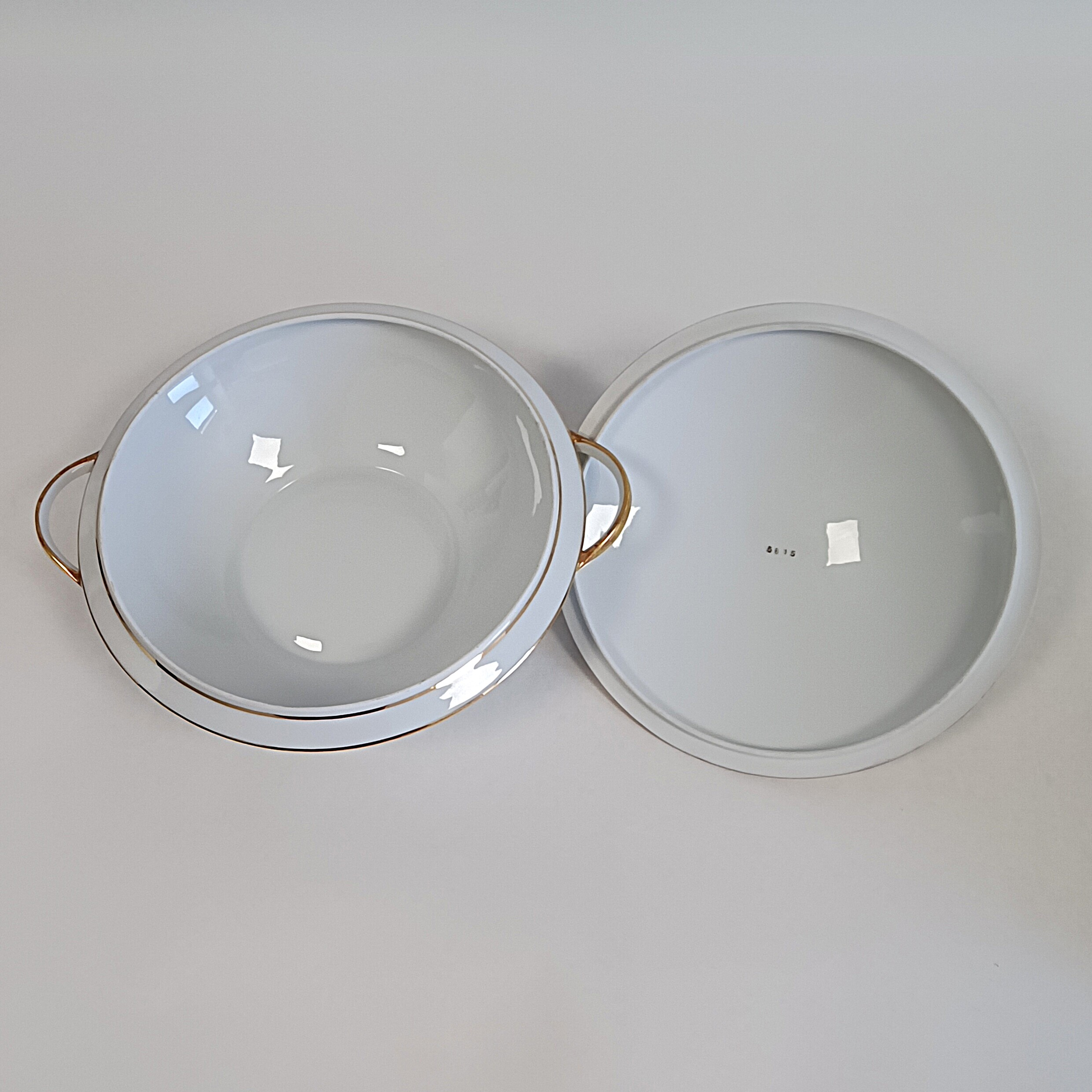 Voir photo 13 de 3 plats ronds et une soupière en porcelaine Limoges 3 plats ronds et une soupière en porcelaine Limoges Très bon état reconditionné photo 13