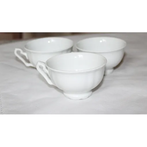 3 Tasses À Café Blanches Vintage occasion reconditionné disponible sur Rakuten