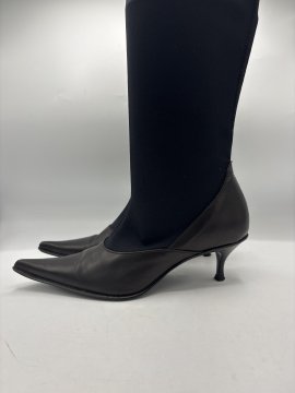 Acheter 3179 Bottes SAN MARINA bleues et noires de seconde main - 25,00 € 3179 Bottes SAN MARINA bleues et noires de seconde main San Marina reconditionné disponible sur Claquettes Market