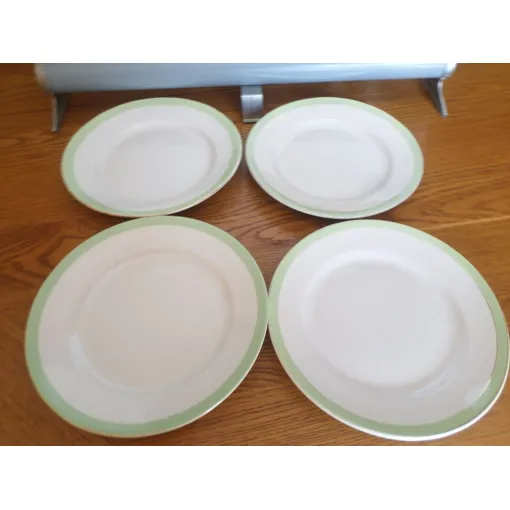 Acheter 4 Assiettes Anciennes occasion - 13,00 € 4 Assiettes Anciennes occasion reconditionné disponible sur Rakuten