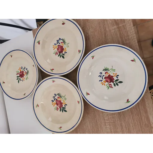 4 Assiettes Creuses Gien. Modèle Anne. Bon état - 29,00 € 4 Assiettes Creuses Gien. Modèle Anne. Bon état reconditionné disponible sur Rakuten