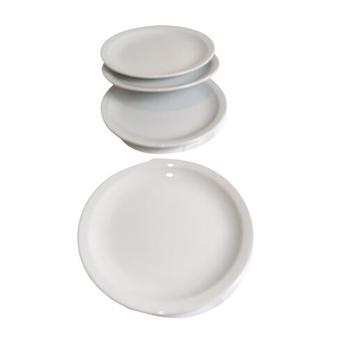 Acheter 4 assiettes en céramique blanche - 10,00 € 4 assiettes en céramique blanche reconditionné disponible sur Label Emmaüs