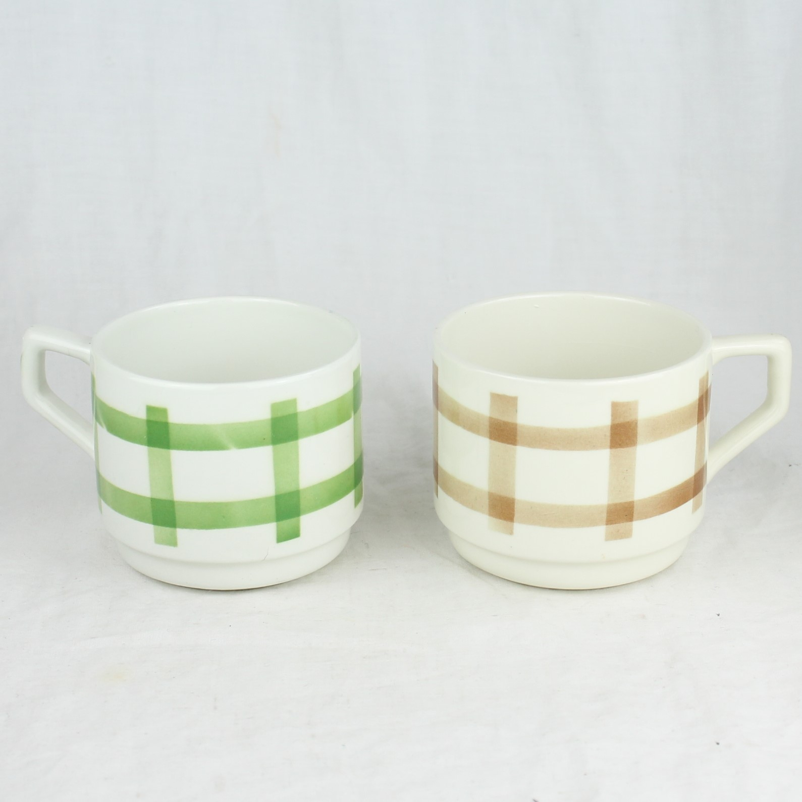 Voir photo 3 de 4 Tasses "Ecossais" - Digoin France 4 Tasses "Ecossais" - Digoin France reconditionné photo 3