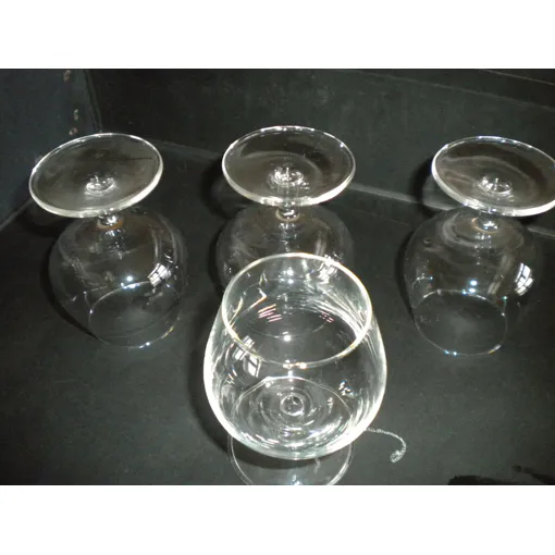 4 Verres À Cognac En Cristal occasion reconditionné disponible sur Rakuten