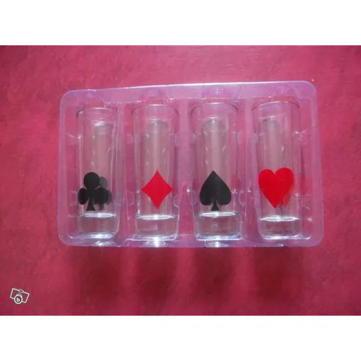 4 Verres À Téquila As Coeur, Pique, Carreau, Trèfle occasion reconditionné disponible sur Rakuten