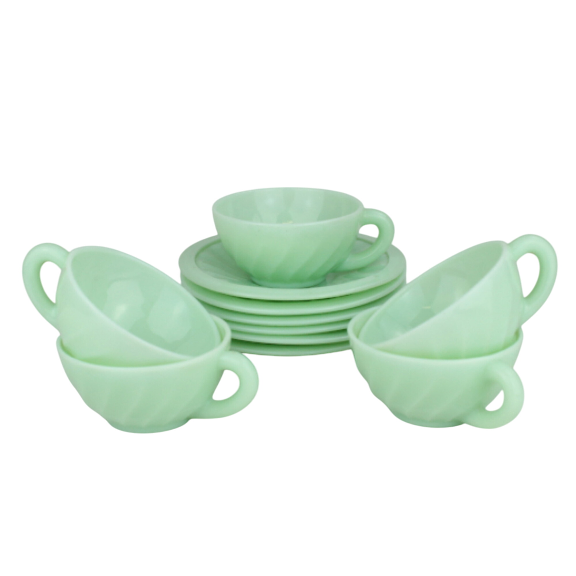 Acheter 5 Tasses et 6 Soucoupes, Opaline verte Bon état - 11,00 € 5 Tasses et 6 Soucoupes, Opaline verte Bon état reconditionné disponible sur Label Emmaüs
