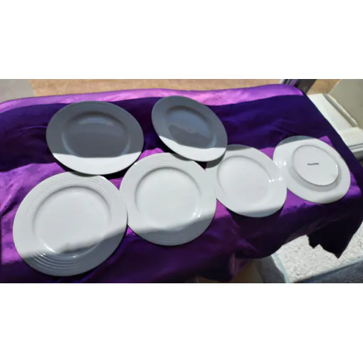 6 Assiettes À Dessert Porcelaine Blanches 19.2 Cm occasion - 14,00 € 6 Assiettes À Dessert Porcelaine Blanches 19.2 Cm occasion reconditionné disponible sur Rakuten