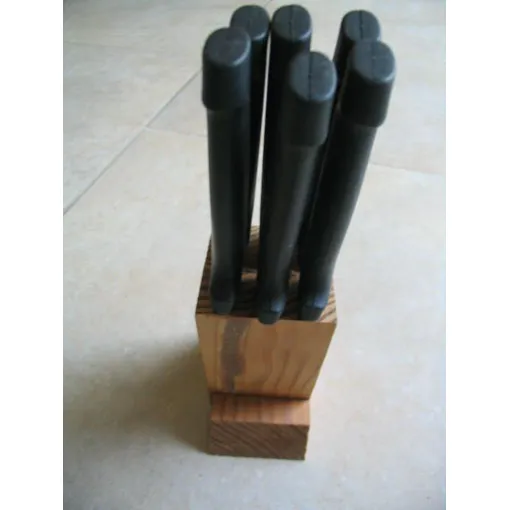 6 Couteaux À Steak , Lame Acier Inox , Avec Socle Coutellerie De Thiers Bon état reconditionné disponible sur Rakuten