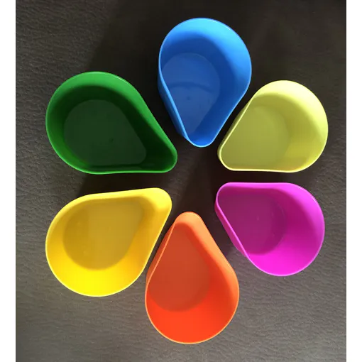 Acheter 6 Ramequins Pétales De Fleur Pour Apéritif Ou Autres occasion - 14,00 € 6 Ramequins Pétales De Fleur Pour Apéritif Ou Autres occasion reconditionné disponible sur Rakuten