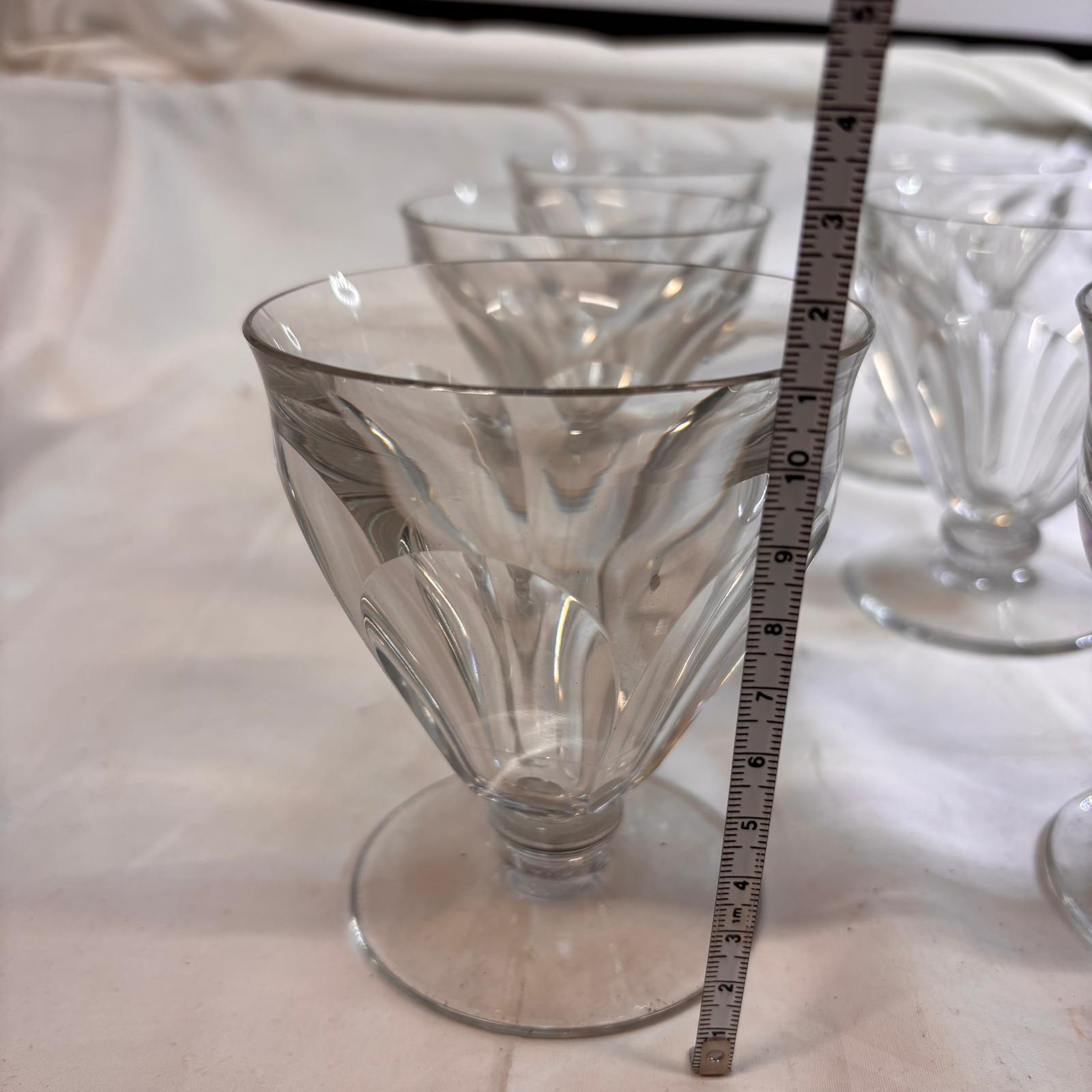 Voir photo 3 de 6 verres à eau en cristal de Baccarat - Modèle Talleyrand 6 verres à eau en cristal de Baccarat - Modèle Talleyrand Bon état reconditionné photo 3
