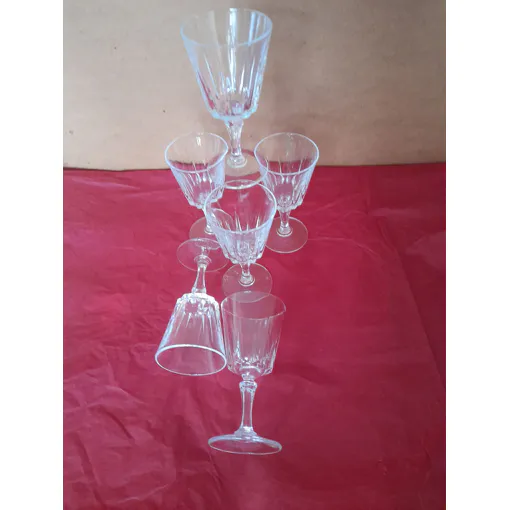 6 Verres À Liqueur Cristal - H 10 Cm / Diamètre 5 Cm - Contenance 4 Cl Bon état reconditionné disponible sur Rakuten