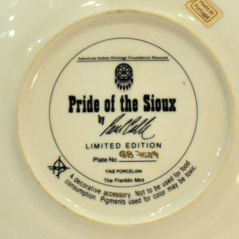 Voir photo 5 de 7 Assiettes Murales - Les Indiens Nord Américains - Porcelaine Fine Franklin Mint® 7 Assiettes Murales - Les Indiens Nord Américains - Porcelaine Fine Franklin Mint® Très bon état reconditionné photo 5
