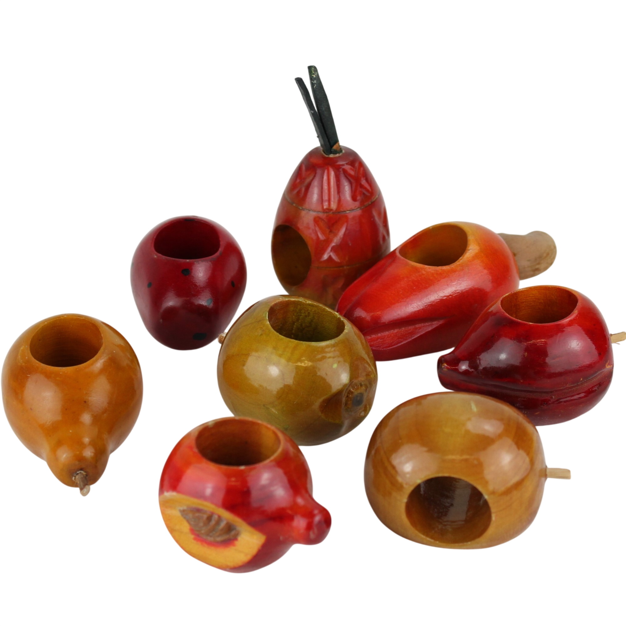 Acheter 8 Ronds de serviette "Fruits" - Bois peint, Bon état - 11,20 € 8 Ronds de serviette "Fruits" - Bois peint, Bon état reconditionné disponible sur Label Emmaüs