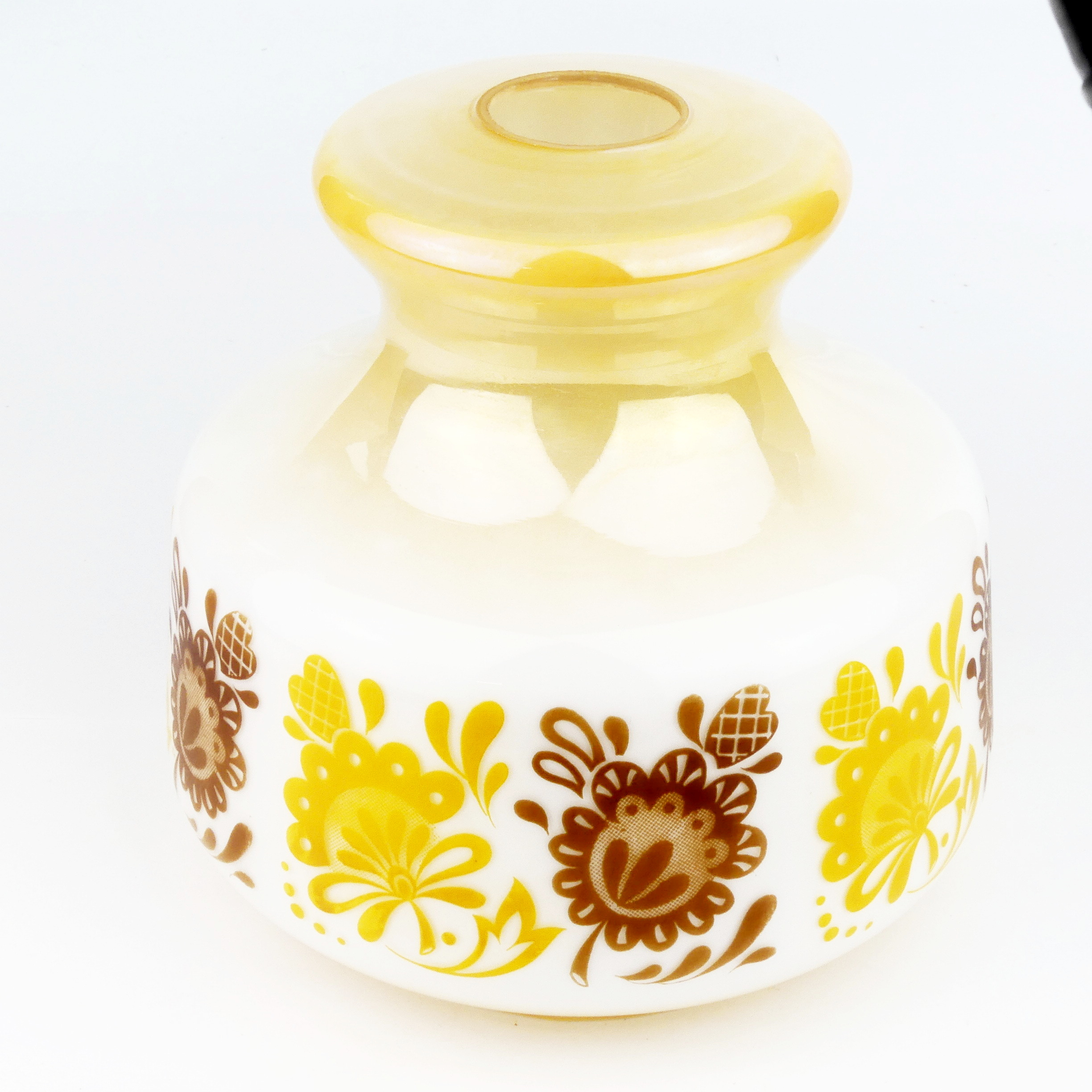 Voir photo 3 de Abat-jour en opaline vintage fleurs jaune et marron Abat-jour en opaline vintage fleurs jaune et marron Bon état reconditionné photo 3