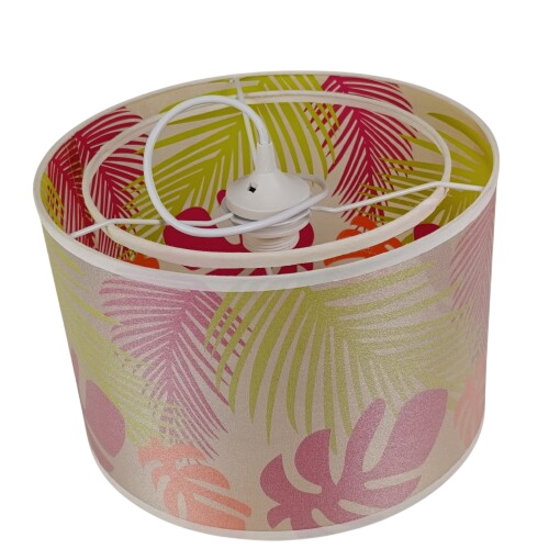 Acheter Abat-jour en plastique motif végétal - 10,00 € Abat-jour en plastique motif végétal reconditionné disponible sur Label Emmaüs