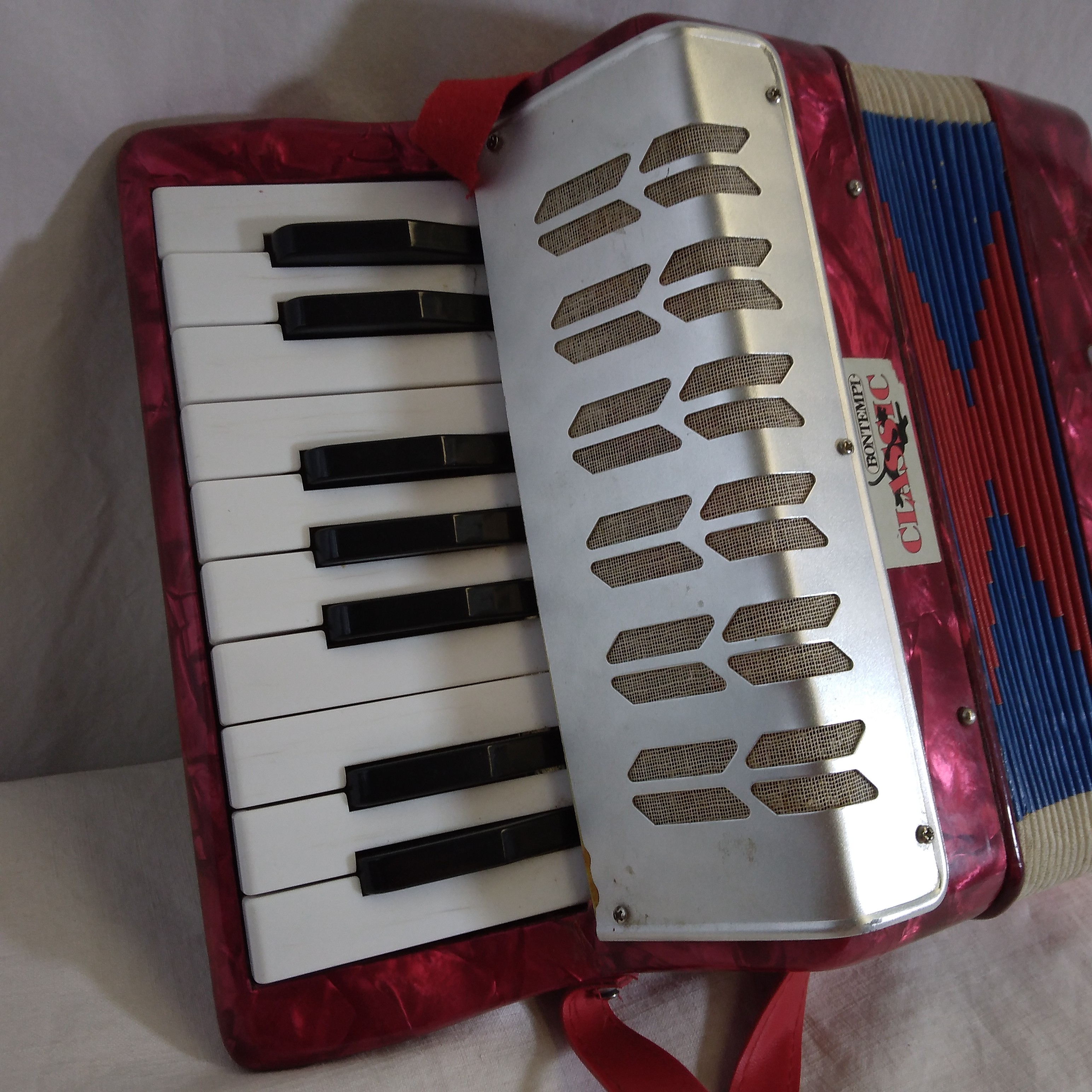 Voir photo 3 de Accordéon pour enfant, Bontempi Classic Accordéon pour enfant, Bontempi Classic Bon état reconditionné photo 3