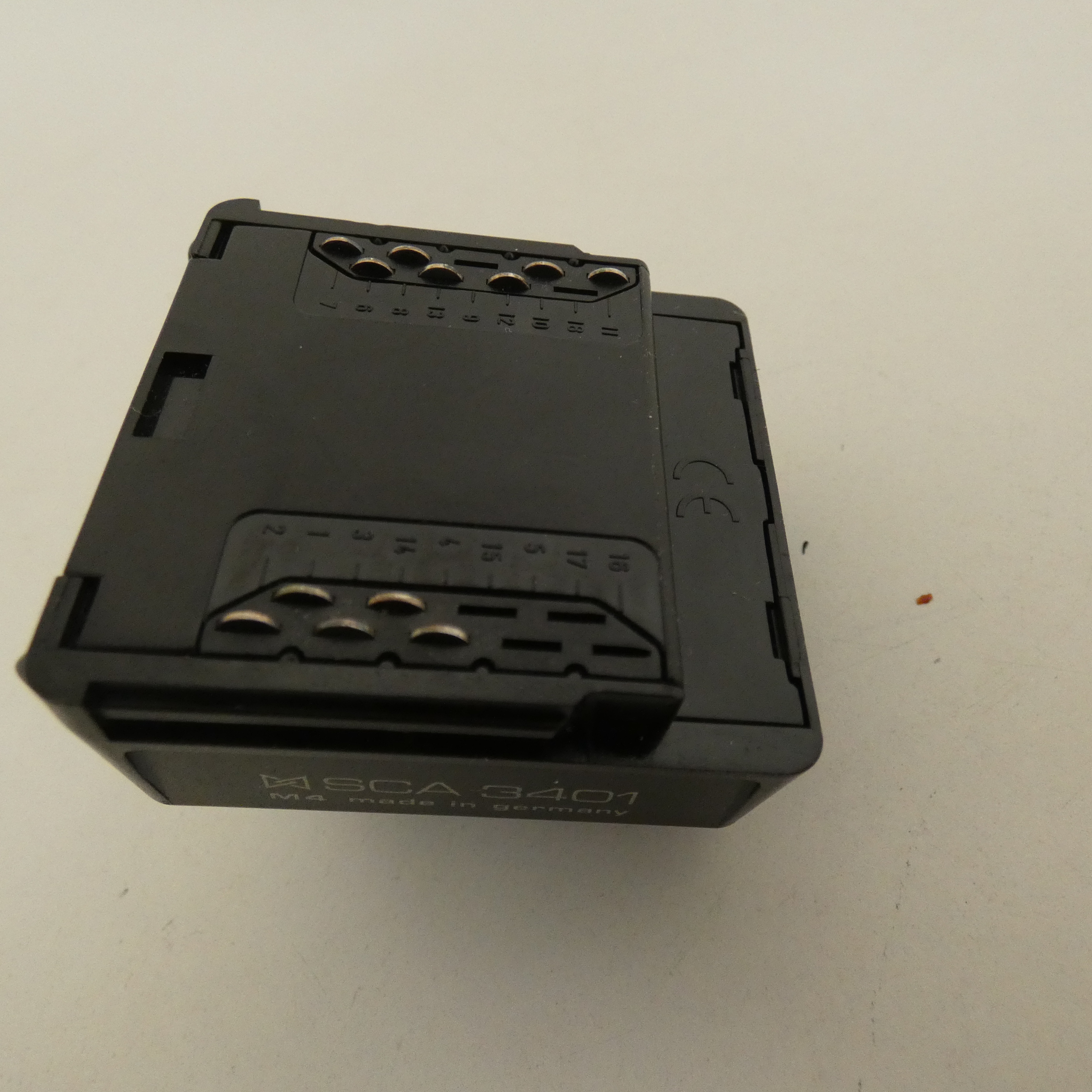 Voir photo 3 de Adaptateur pour flash NIKON SCA 3401 M4 Adaptateur pour flash NIKON SCA 3401 M4 neuf reconditionné photo 3