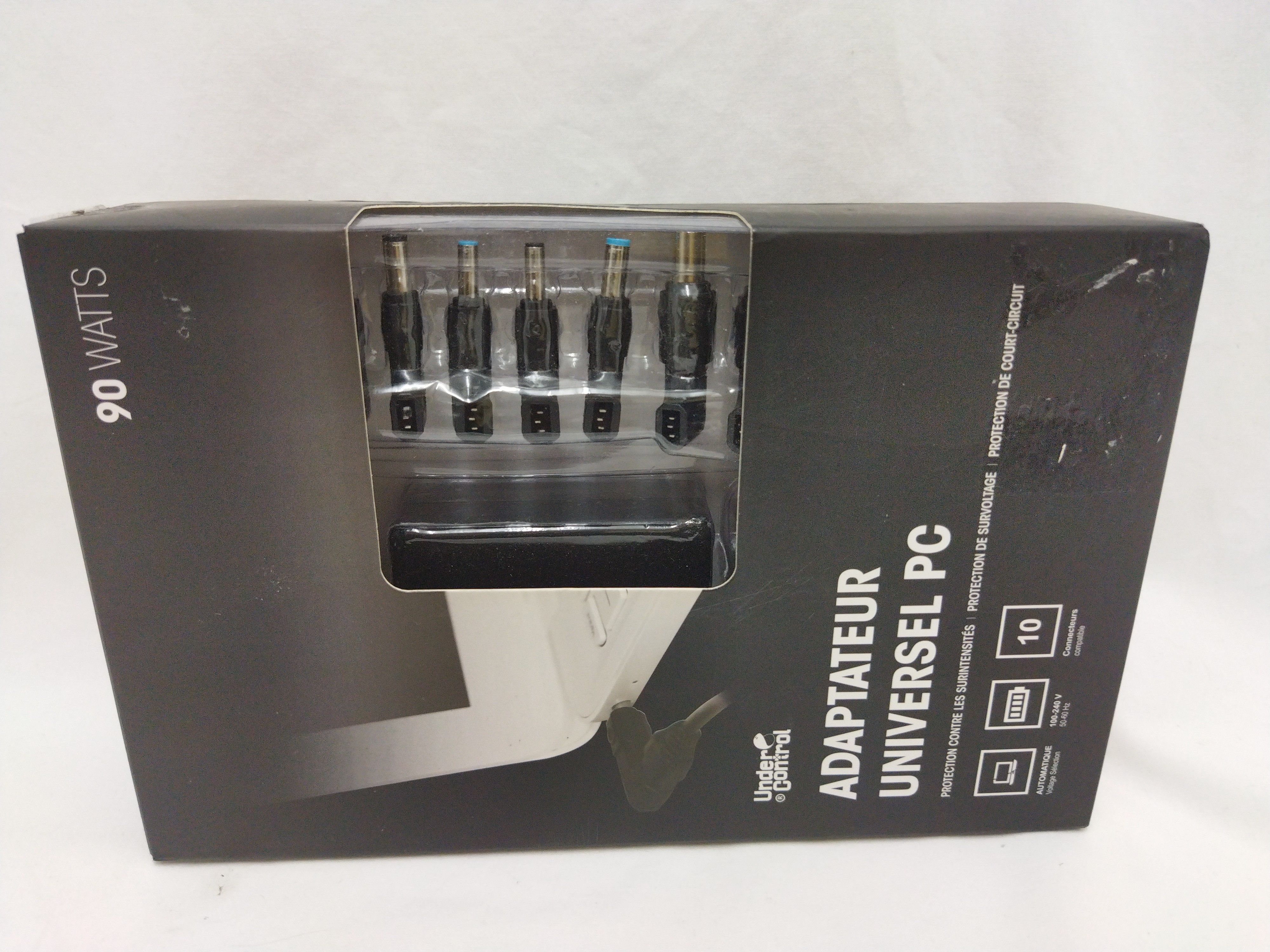 Voir photo 2 de Adaptateur universel pc en état neuf Adaptateur universel pc en état neuf Parfait état reconditionné photo 2