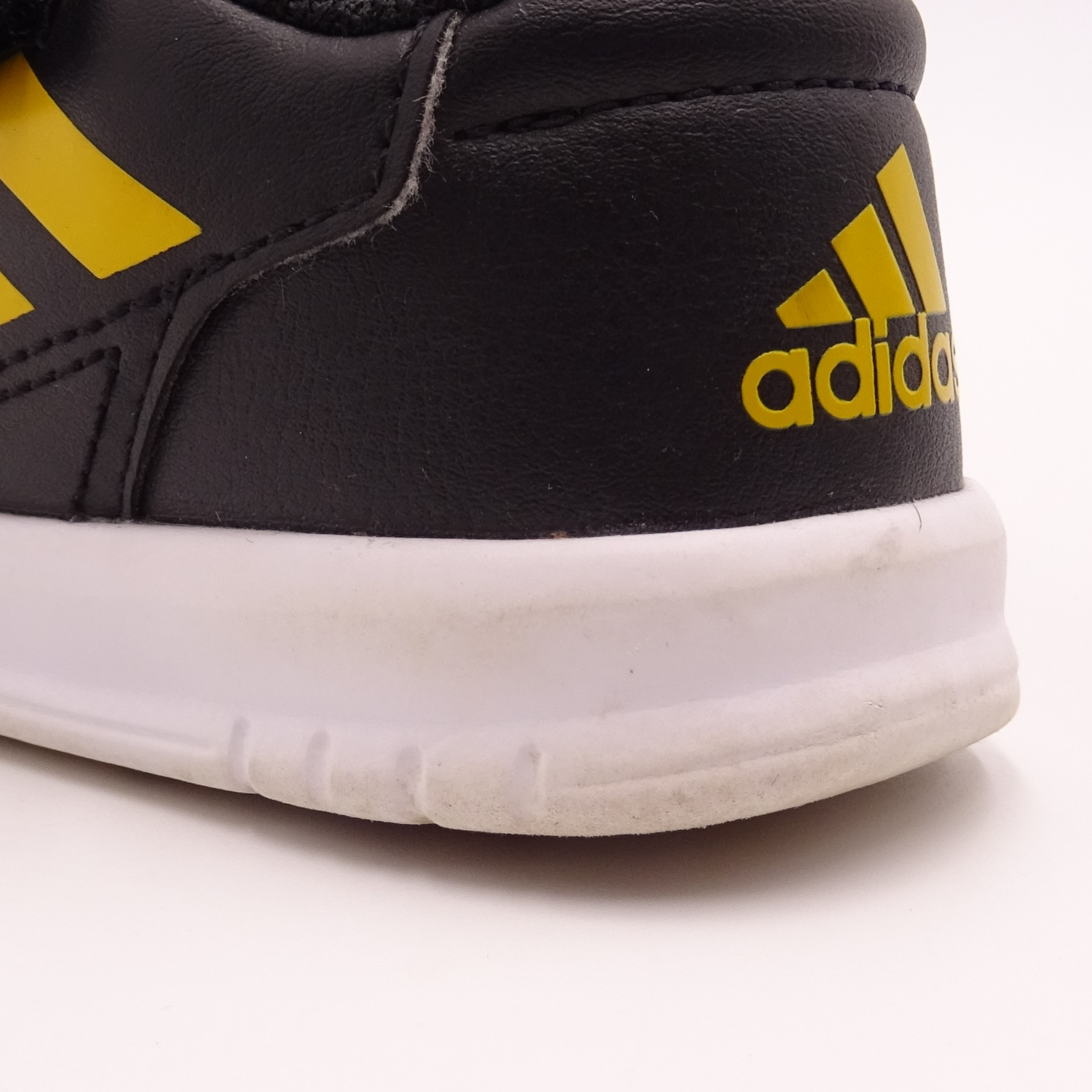 Voir photo 7 de ADIDAS Basket enfant Taille 21 ADIDAS Basket enfant Taille 21 Bon état reconditionné photo 7