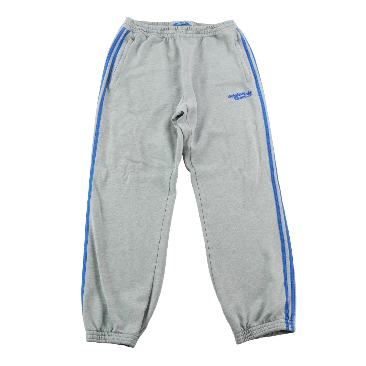 Adidas Jogging Original Sport Sweatpants Y2K Relaxed tapered 3-Stripes Homme Taille M Gris Très bon état Adidas reconditionné disponible sur Sporteed