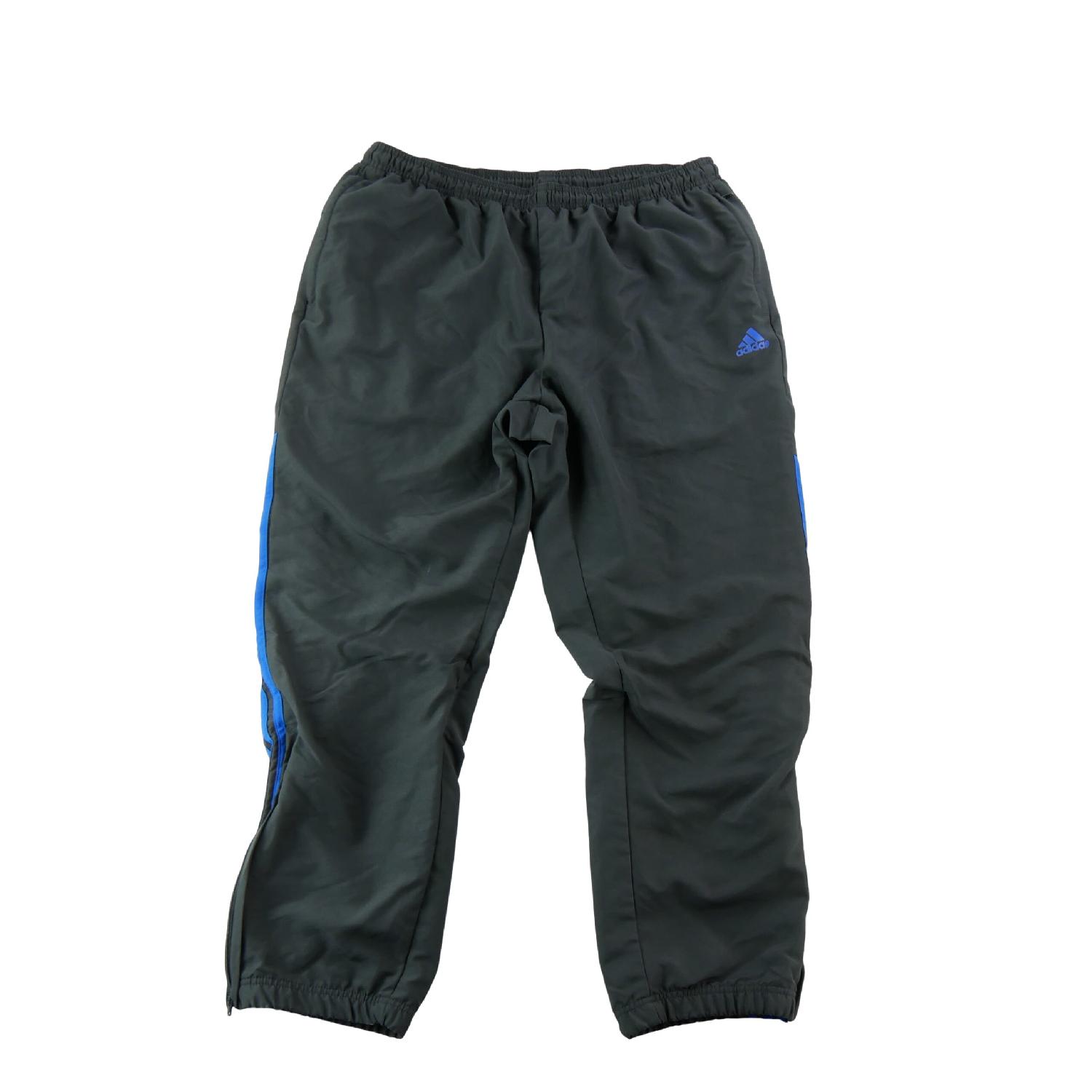 Acheter Adidas Jogging Samson Pant 4.0 EE2328 Regular Fit 3-Stripes Bas Zippés Homme Taille 2XL #QWE7332 Très bon état - 23,99 € Adidas Jogging Samson Pant 4.0 EE2328 Regular Fit 3-Stripes Bas Zippés Homme Taille 2XL #QWE7332 Très bon état Adidas reconditionné disponible sur Sporteed