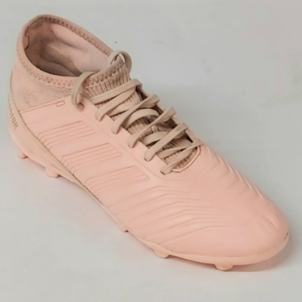 Adidas predator 18+3 junior football bottes garçons filles - pointure 38 Bon état - 15,00 € Adidas predator 18+3 junior football bottes garçons filles - pointure 38 Bon état reconditionné disponible sur Label Emmaüs