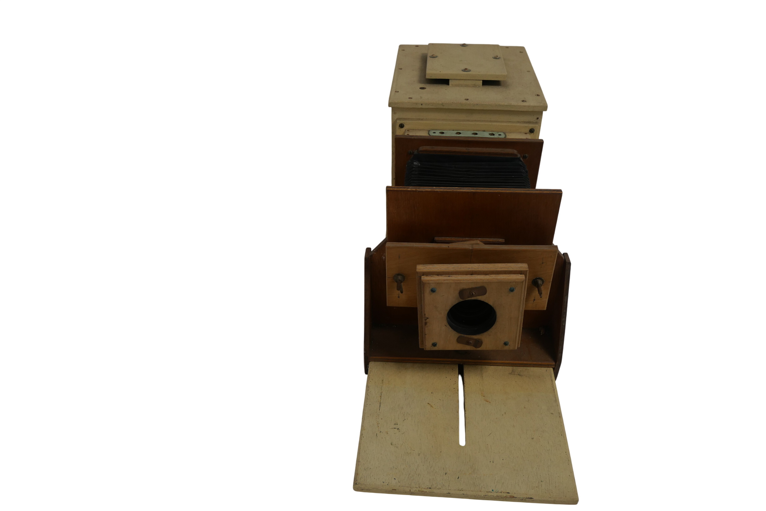 Agrandisseur photo ancien en bois et laiton IMPERATOR - Vintage Bon état - 49,00 € Agrandisseur photo ancien en bois et laiton IMPERATOR - Vintage Bon état reconditionné disponible sur Label Emmaüs | Dero