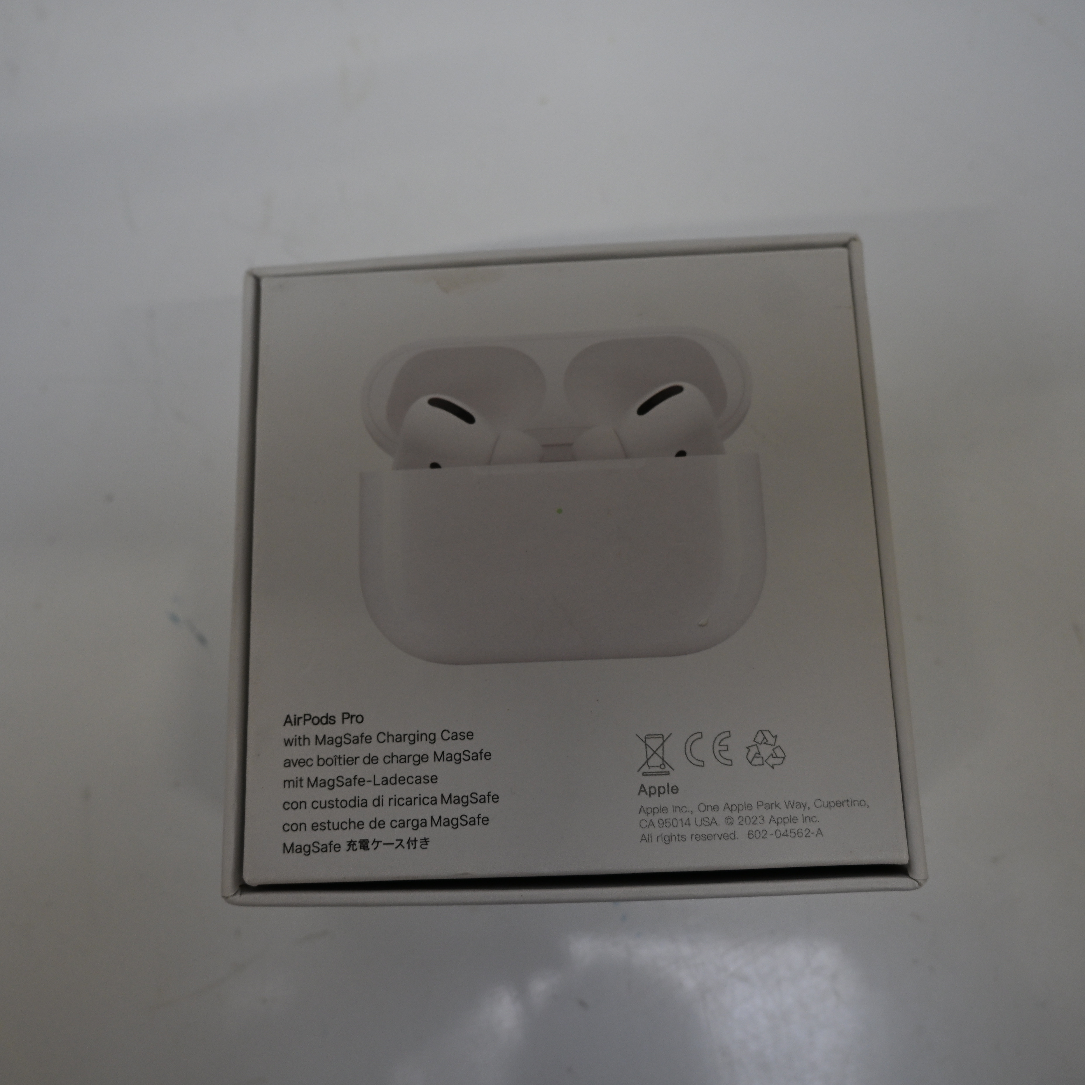 Voir photo 2 de AirPods pro AirPods pro Bon état reconditionné photo 2