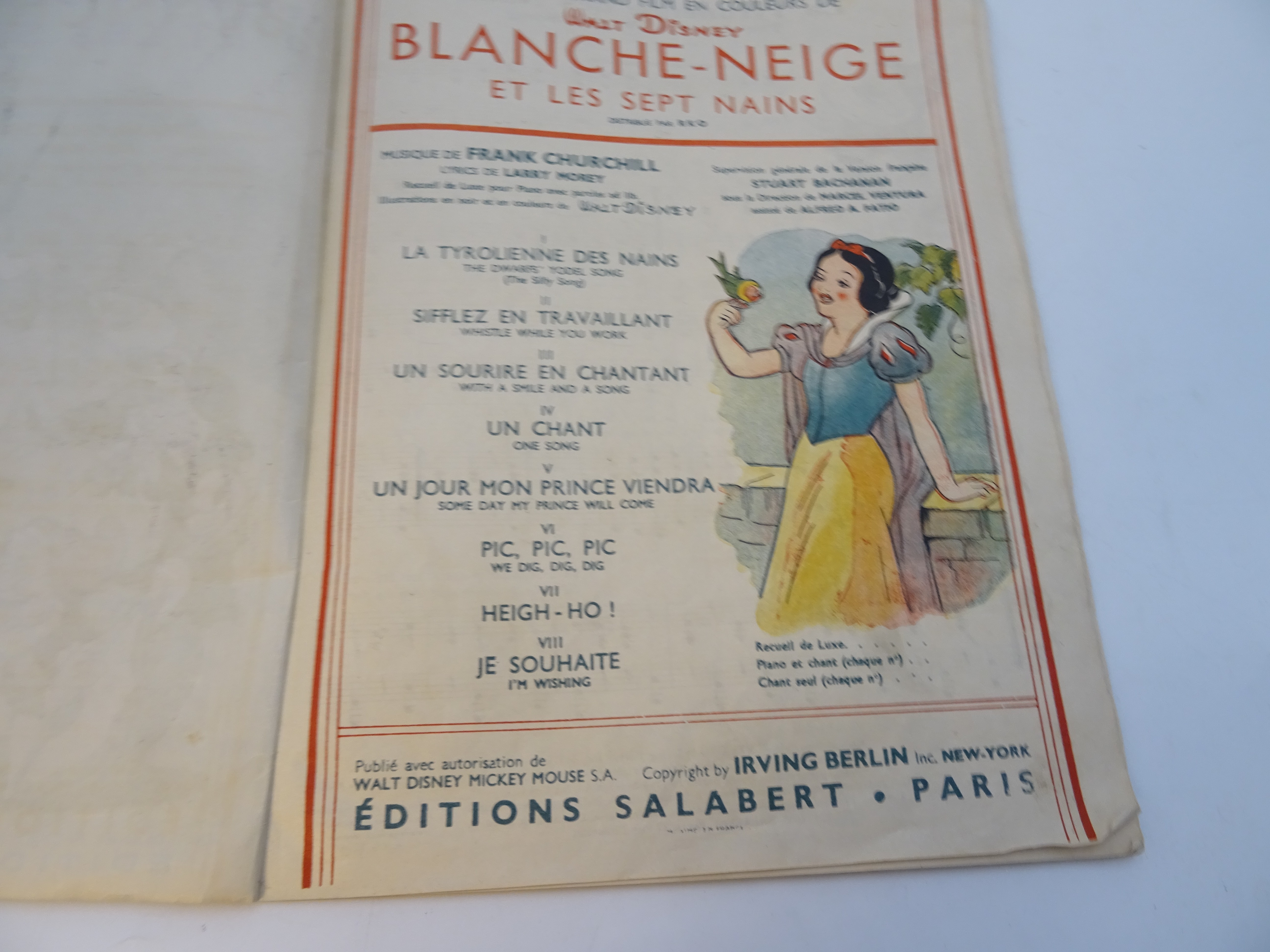 Voir photo 2 de Album de partition Blanche-neige et les sept nains édition Salabert 1938. Album de partition Blanche-neige et les sept nains édition Salabert 1938. reconditionné photo 2