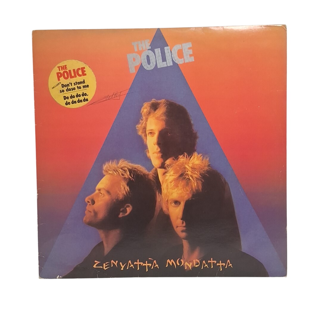 Album The police " Zenyatta mondatta" en vinyle 33t État correct - 10,00 € Album The police " Zenyatta mondatta" en vinyle 33t État correct reconditionné disponible sur Label Emmaüs