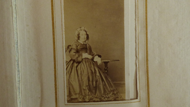 Voir photo 18 de Ancien album photo comportant 87 photographies anciennes Ancien album photo comportant 87 photographies anciennes État correct reconditionné photo 18