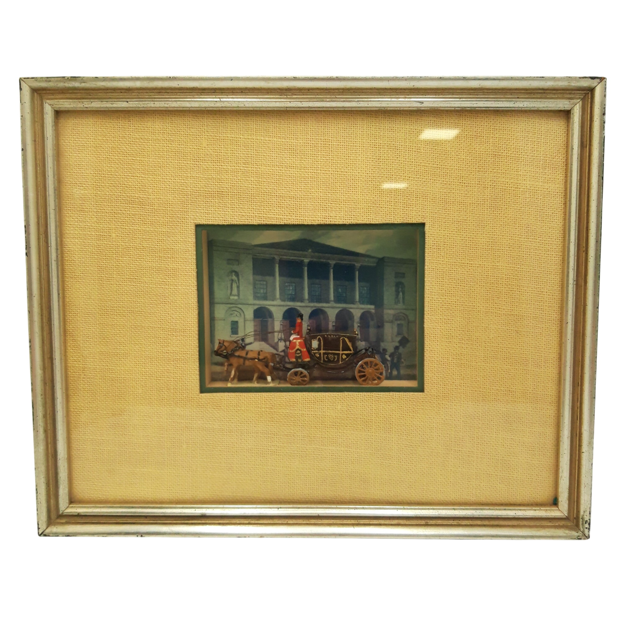 Ancien cadre vitrine miniature 'Carosse' Chestnut street Theatre Philadelphia Pennsylvania, numéro 108 Bon état - 32,00 € Ancien cadre vitrine miniature 'Carosse' Chestnut street Theatre Philadelphia Pennsylvania, numéro 108 Bon état reconditionné disponible sur Label Emmaüs