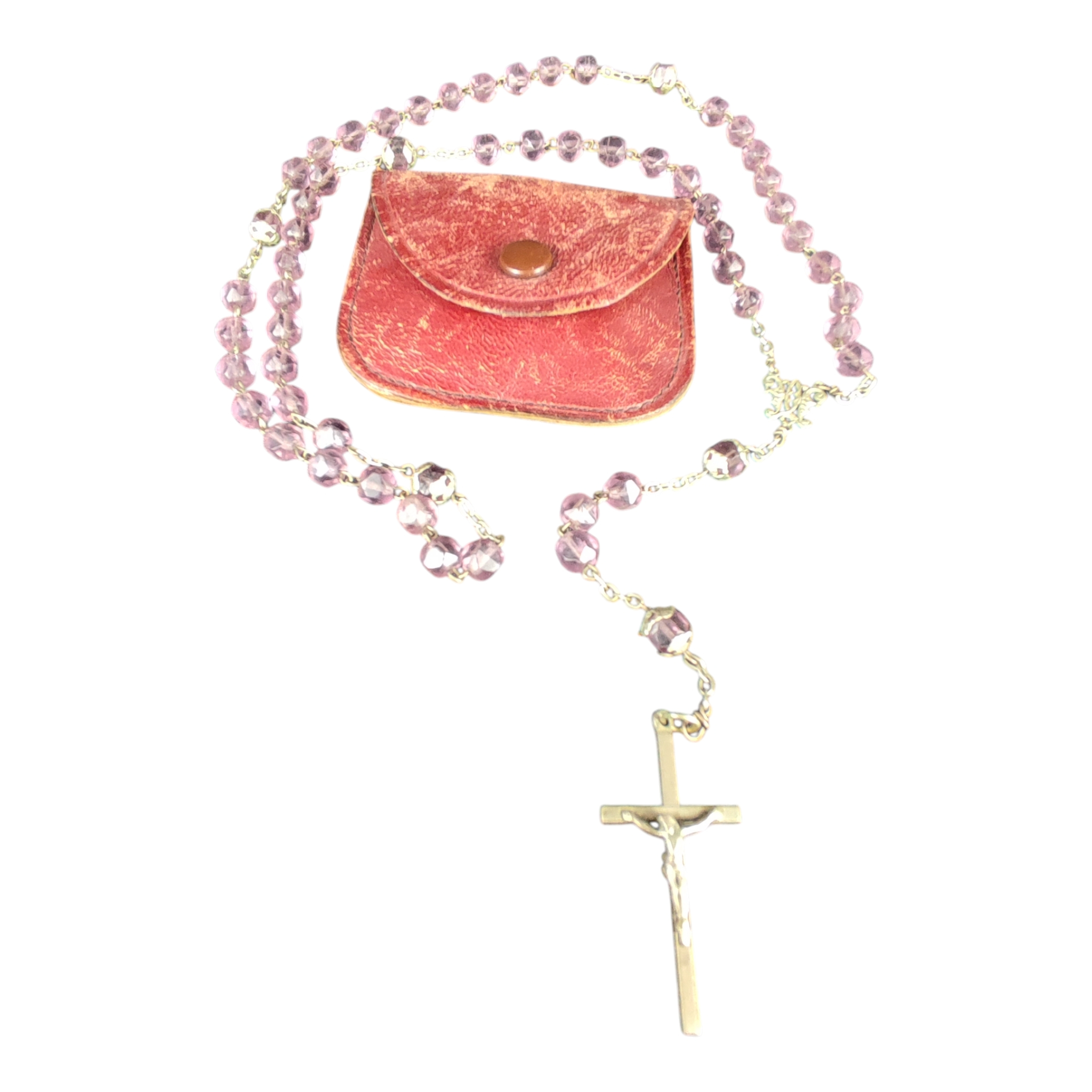 Ancien chapelet avec sacoche de transport - Crucifix et pièce centrale en métal argenté - Perles de verre violettes ou en pierres d'améthyste Bon état - 19,00 € Ancien chapelet avec sacoche de transport - Crucifix et pièce centrale en métal argenté - Perles de verre violettes ou en pierres d'améthyste Bon état reconditionné disponible sur Label Emmaüs