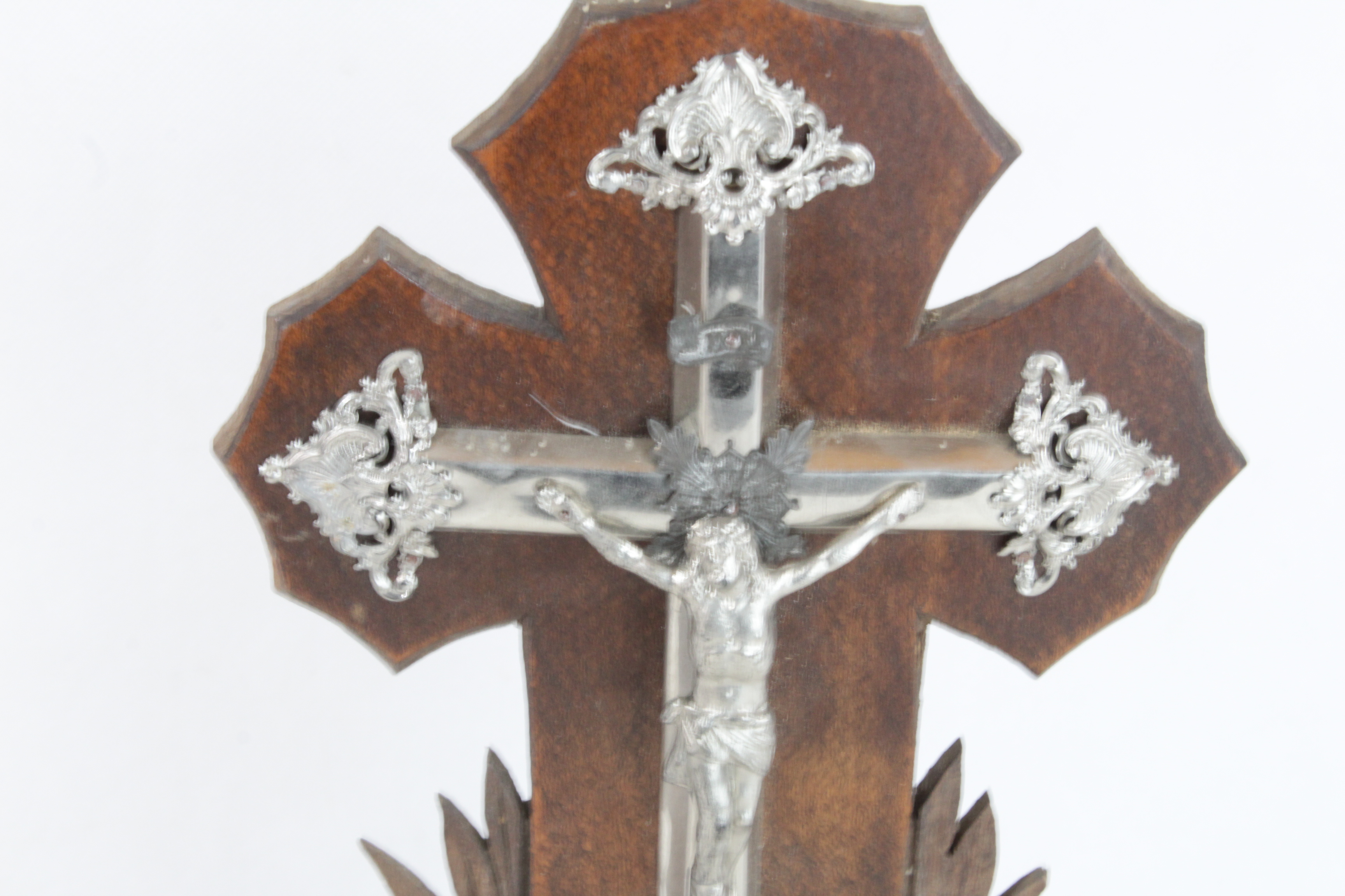 Voir photo 2 de ANCIEN CRUCIFIX MURAL BOIS SCULPTE CHRIST REGULE ANCIEN CRUCIFIX MURAL BOIS SCULPTE CHRIST REGULE État correct reconditionné photo 2