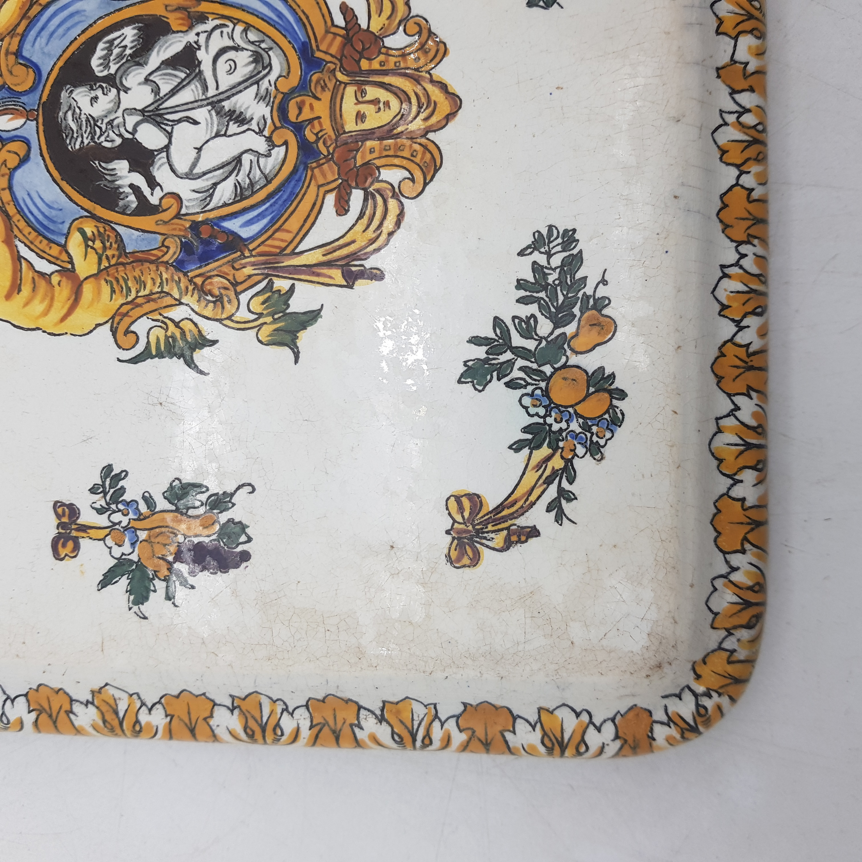 Voir photo 3 de Ancien dessous de plat style renaissance Gien Ancien dessous de plat style renaissance Gien État correct reconditionné photo 3