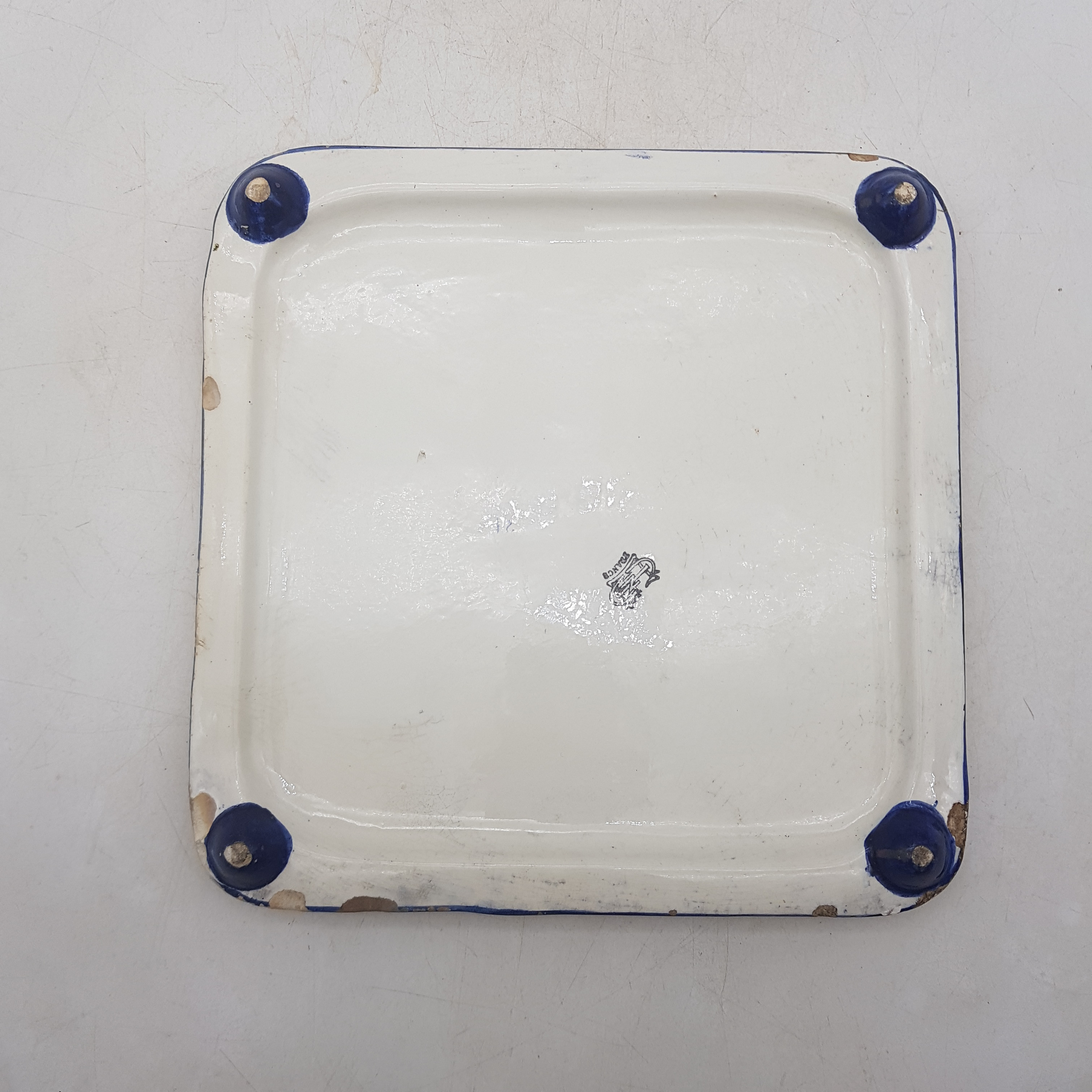 Voir photo 4 de Ancien dessous de plat style renaissance Gien Ancien dessous de plat style renaissance Gien État correct reconditionné photo 4