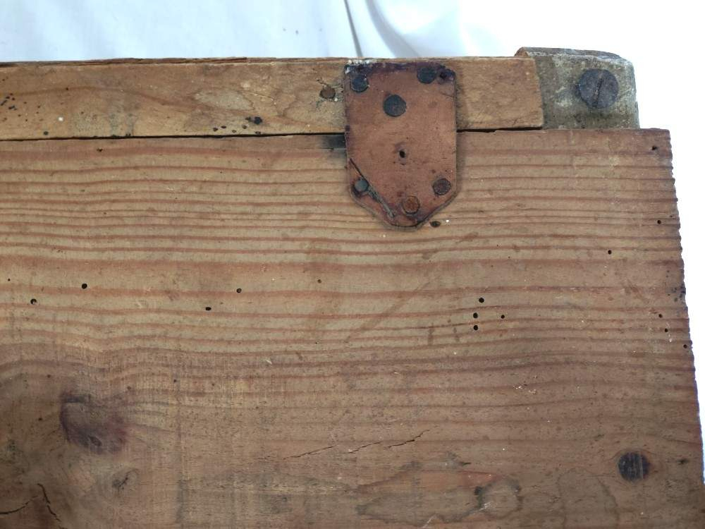 Voir photo 6 de Ancien étau à reliure en bois. Ancien étau à reliure en bois. Bon état reconditionné photo 6