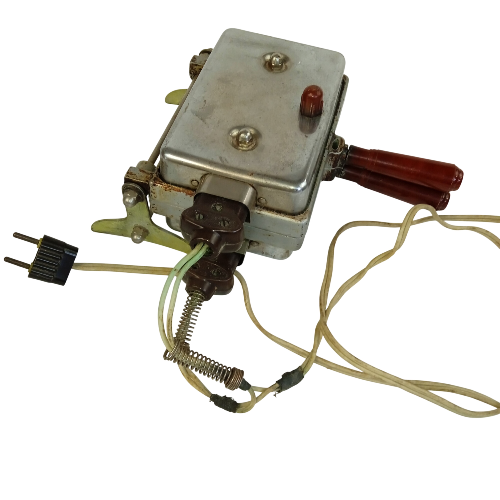 Ancien gaufrier électrique Simpas - Lion Bon état - alternatives disponibles sur Dero Ancien gaufrier électrique Simpas - Lion Bon état reconditionné (offre indisponible)