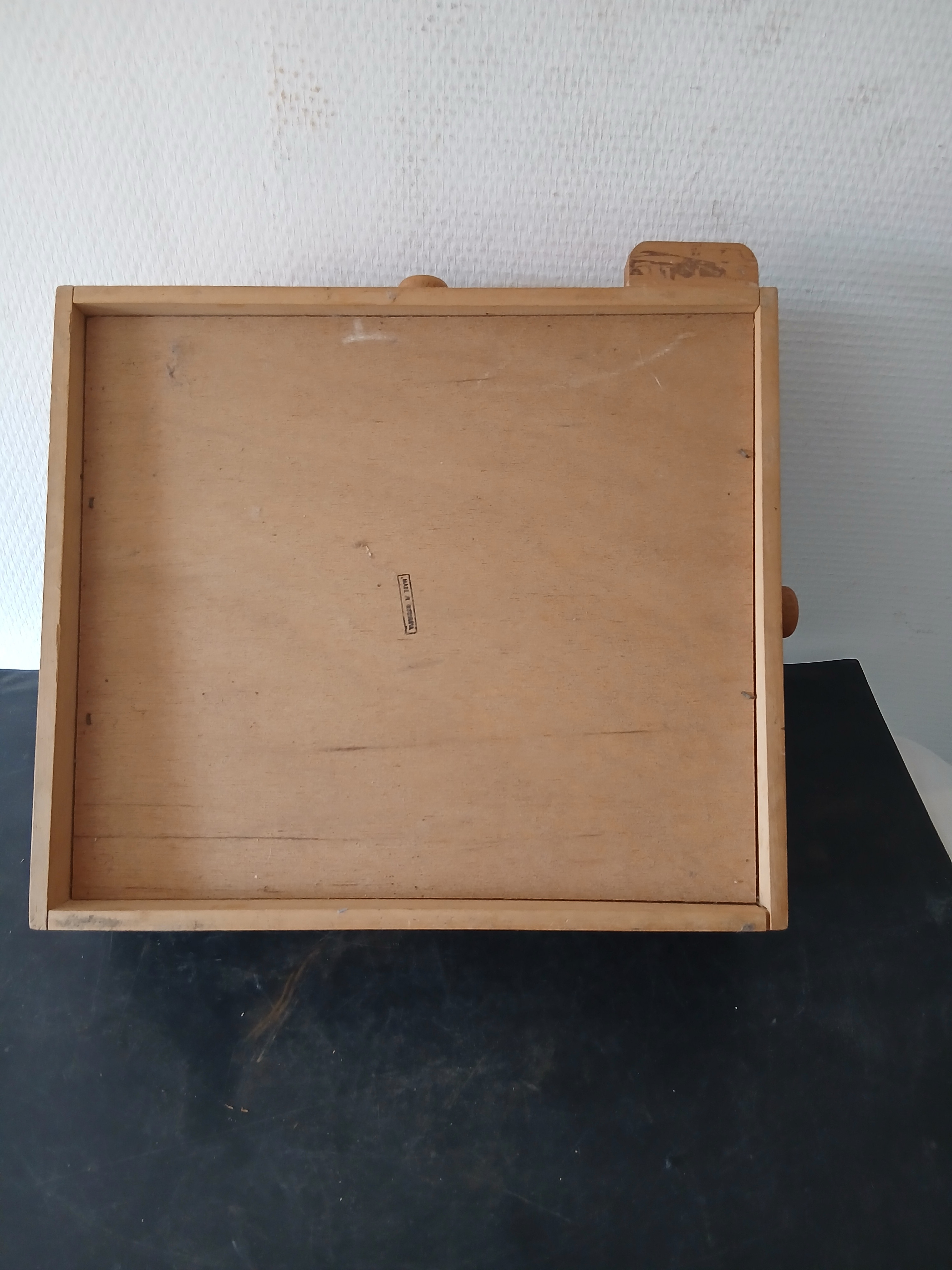 Voir photo 7 de Ancien jeu d'adresse en bois " le labyrinthe". Ancien jeu d'adresse en bois " le labyrinthe". Bon état reconditionné photo 7
