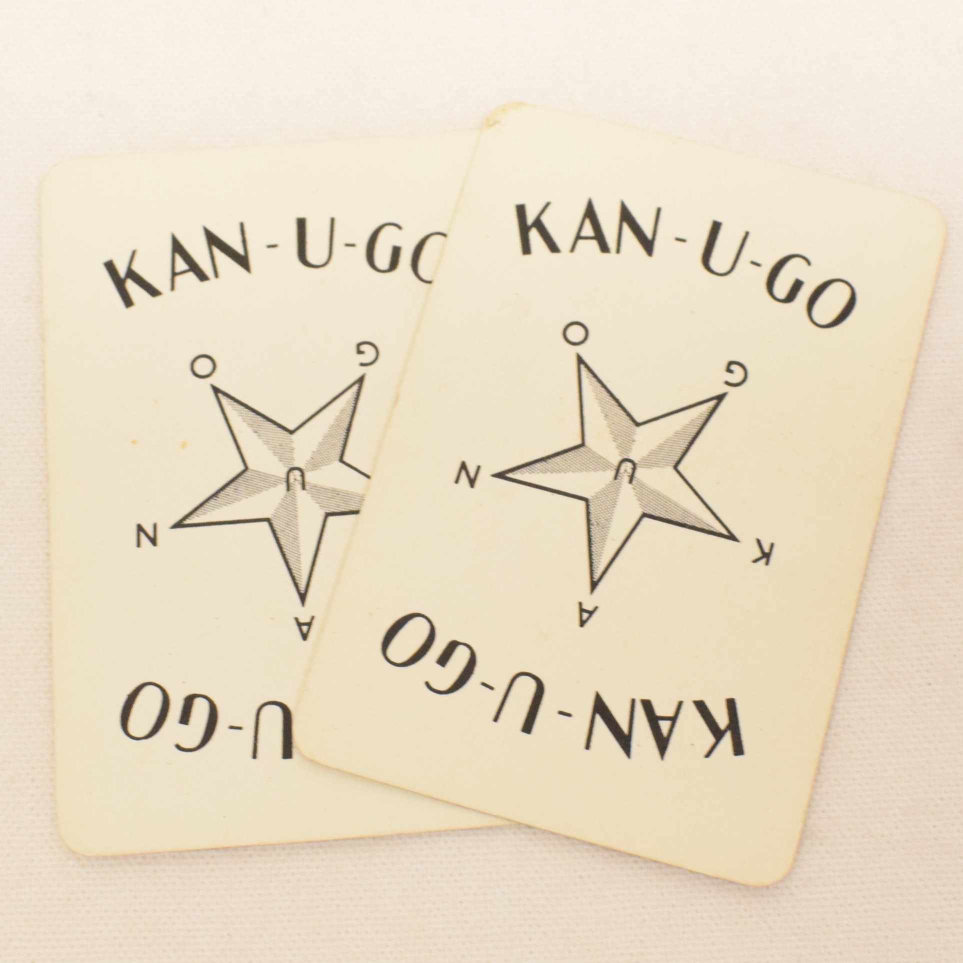 Voir photo 5 de Ancien jeu de cartes style mots croisés le KAN-U-GO Ancien jeu de cartes style mots croisés le KAN-U-GO État correct reconditionné photo 5