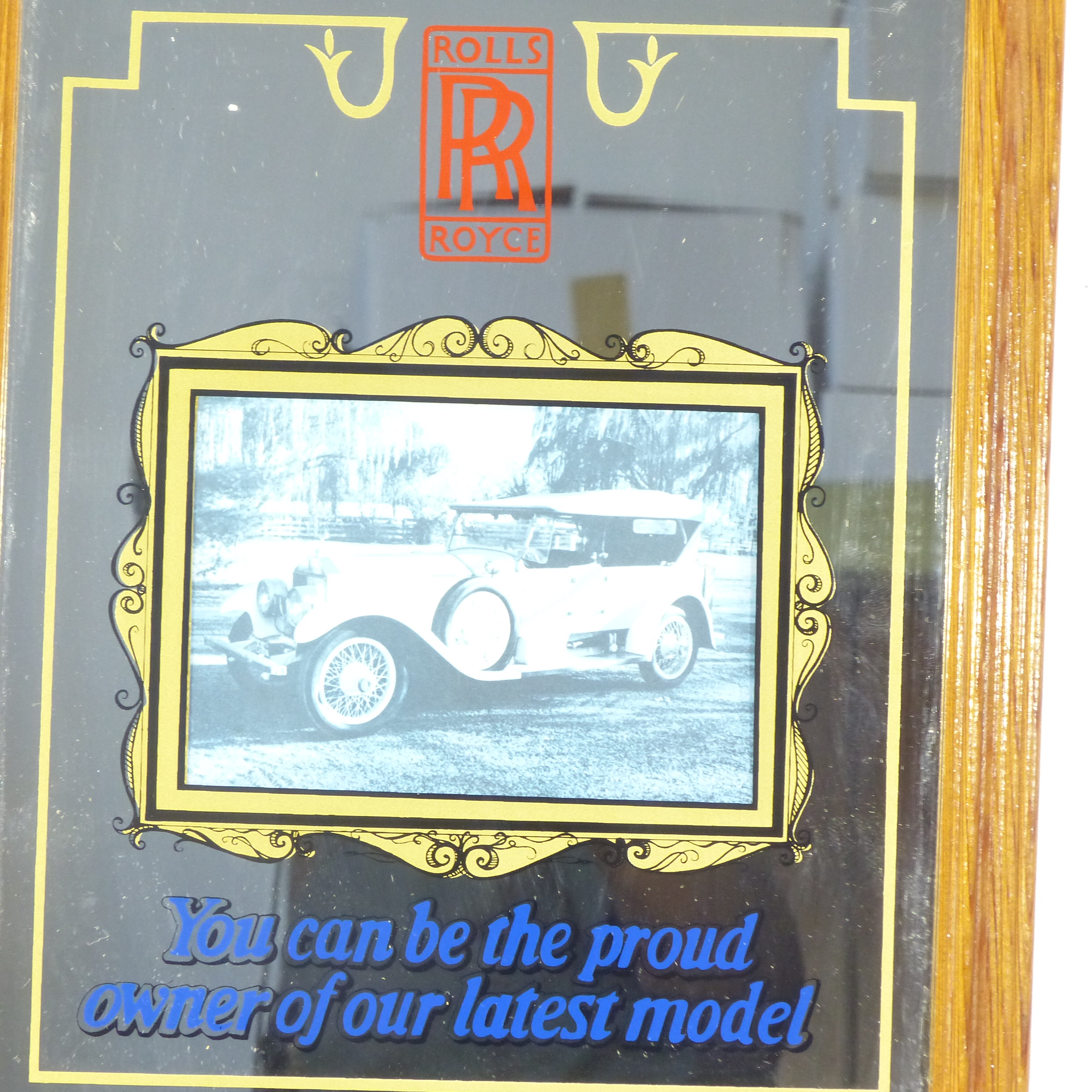 Voir photo 3 de Ancien miroir publicitaire sérigraphié - Rolls Royce Ancien miroir publicitaire sérigraphié - Rolls Royce Bon état reconditionné photo 3