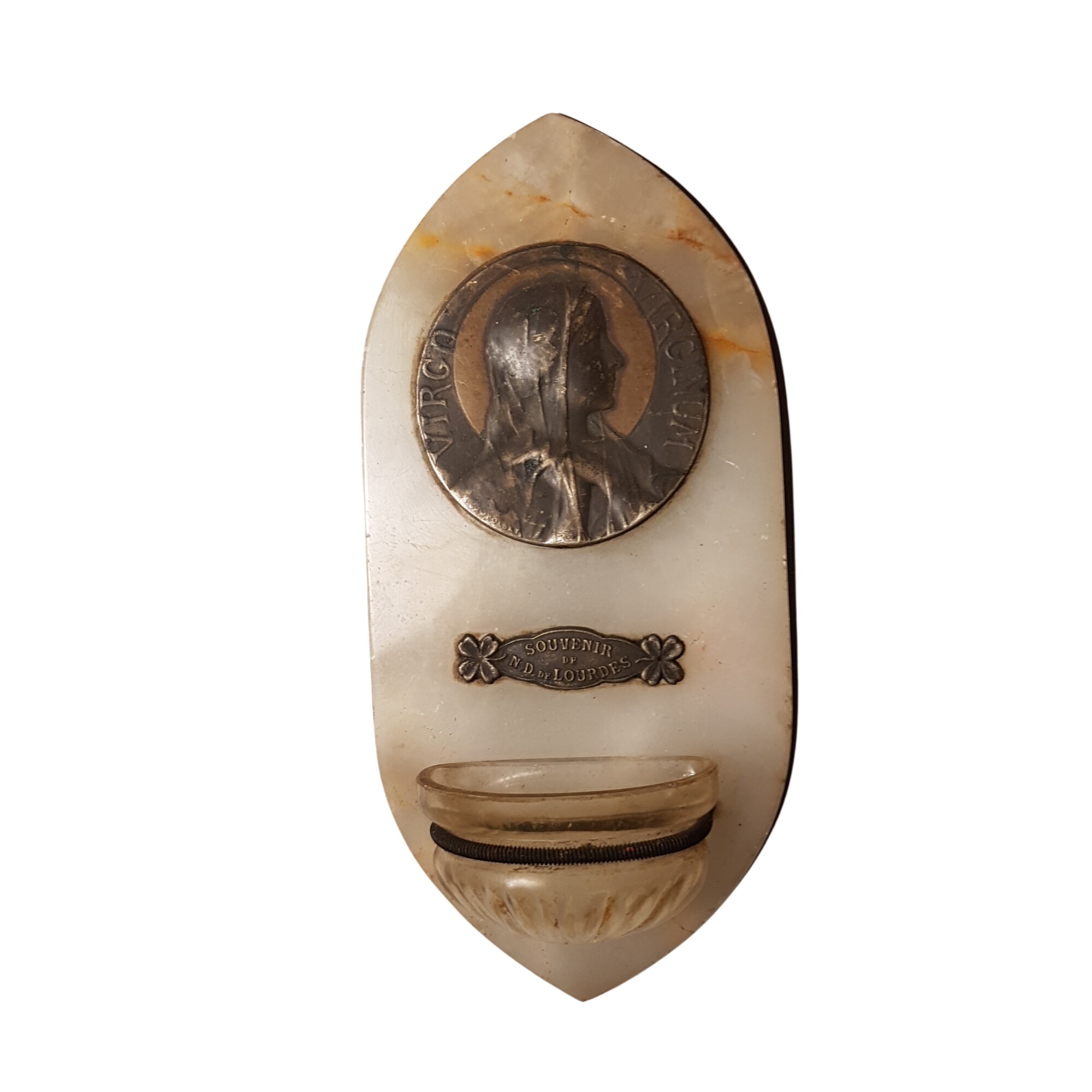 Acheter Ancien petit bénitier avec laiton et marbre hauteur 13,5 cm Bon état - 11,20 € Ancien petit bénitier avec laiton et marbre hauteur 13,5 cm Bon état reconditionné disponible sur Label Emmaüs