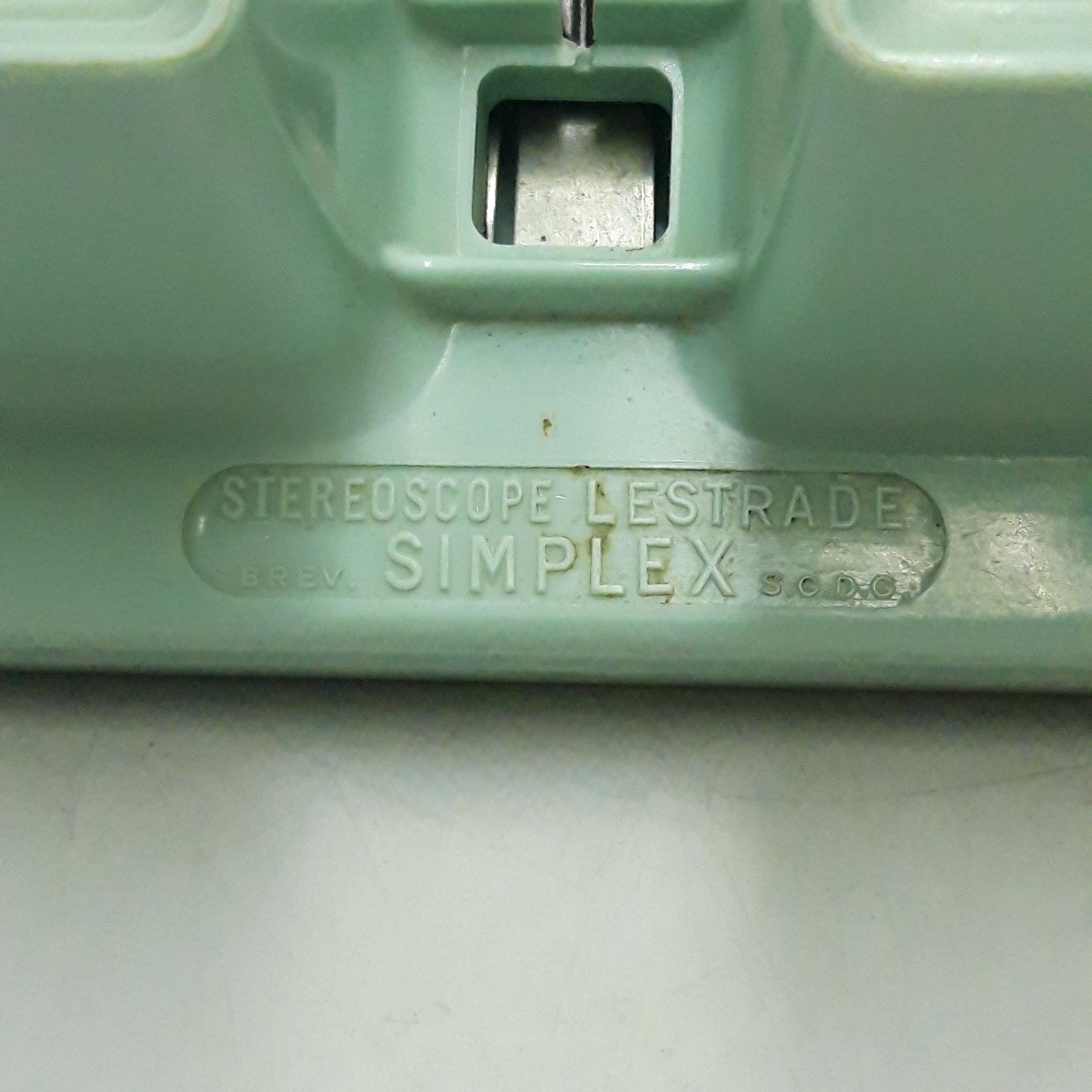 Voir photo 4 de Ancien stereoscope lestrade simplex Ancien stereoscope lestrade simplex Bon état reconditionné photo 4
